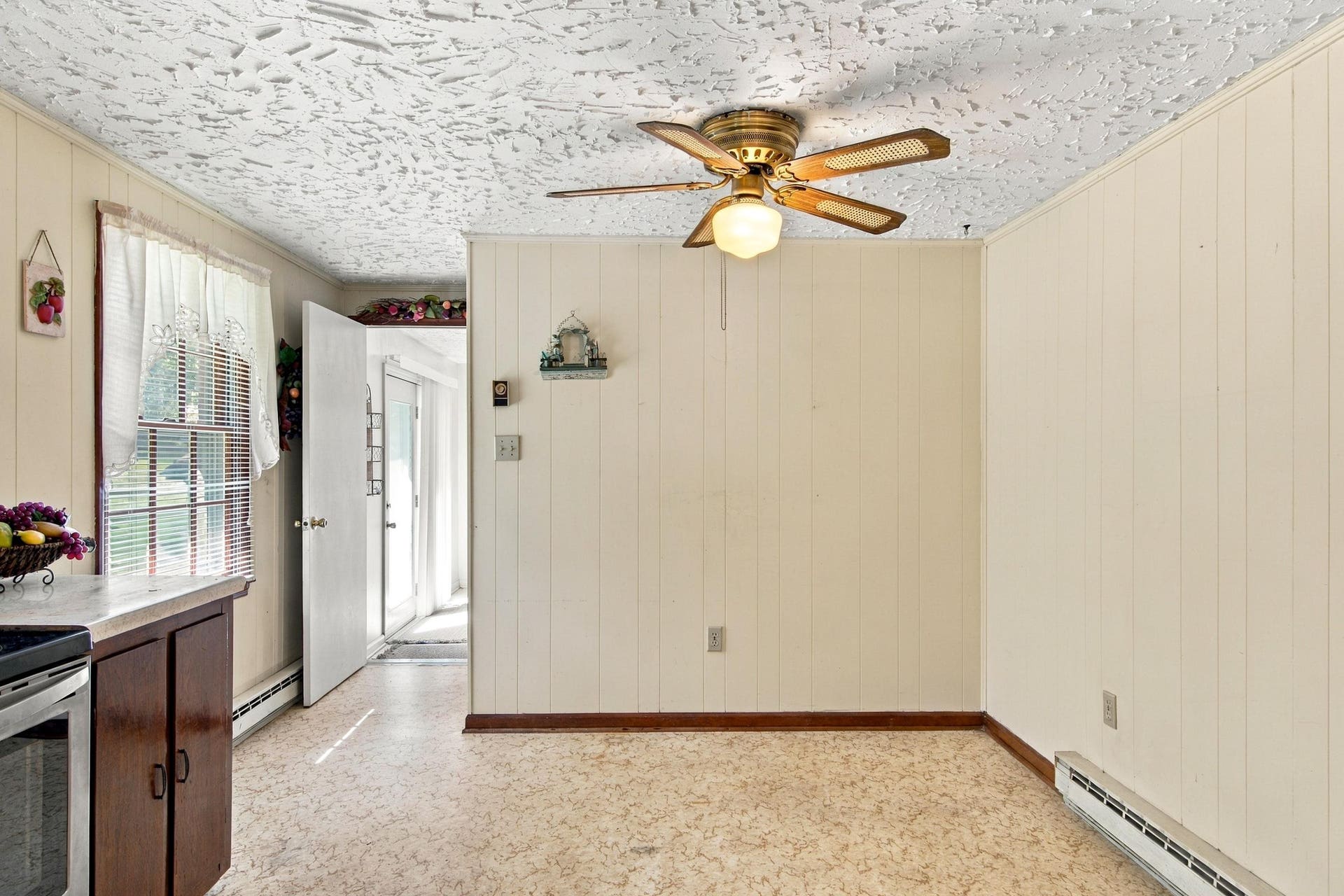 102 Foundry Place, Radford, VA 24141