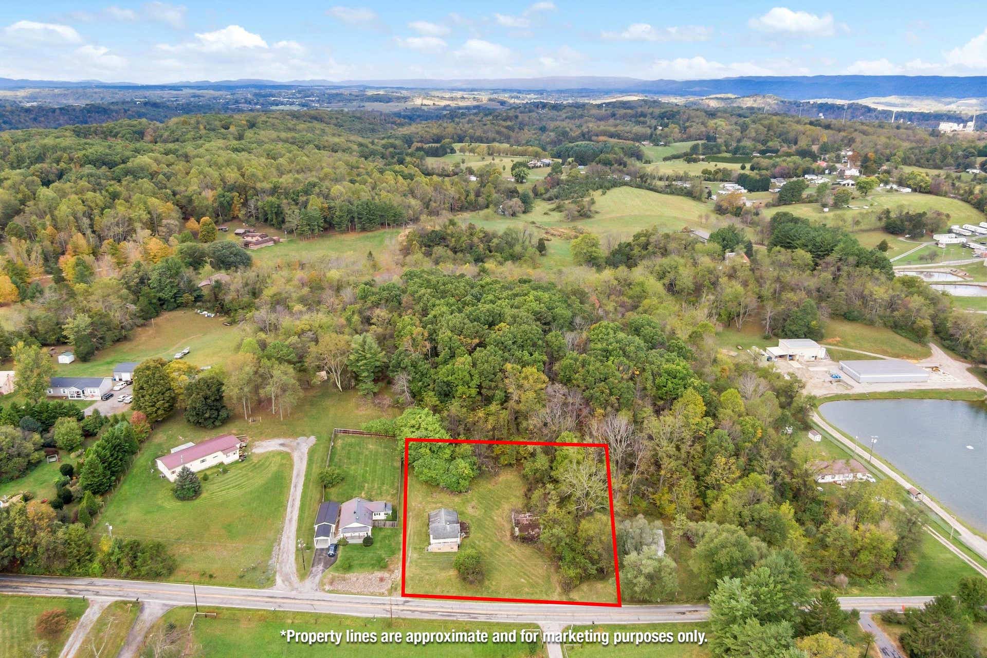 221 WALTON Road, Radford, VA 24141