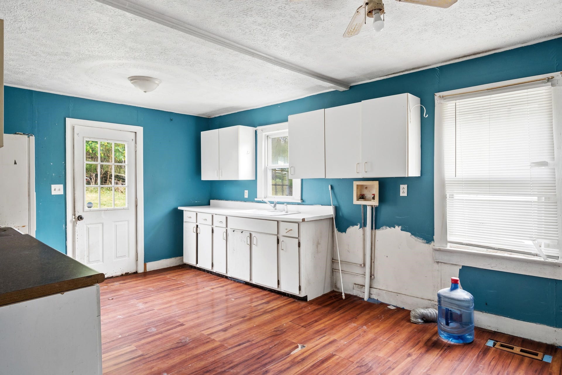 221 WALTON Road, Radford, VA 24141