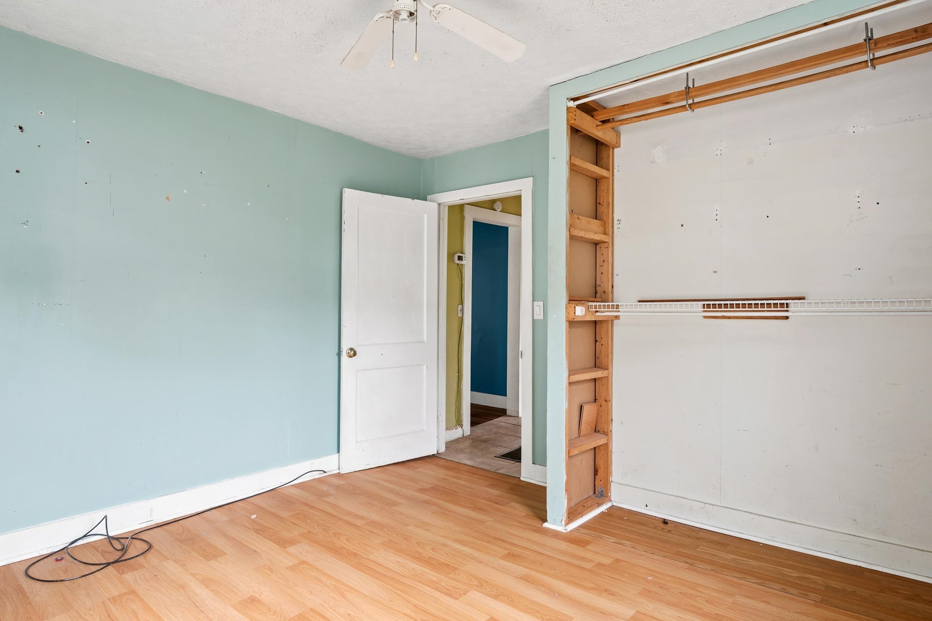 221 WALTON Road, Radford, VA 24141