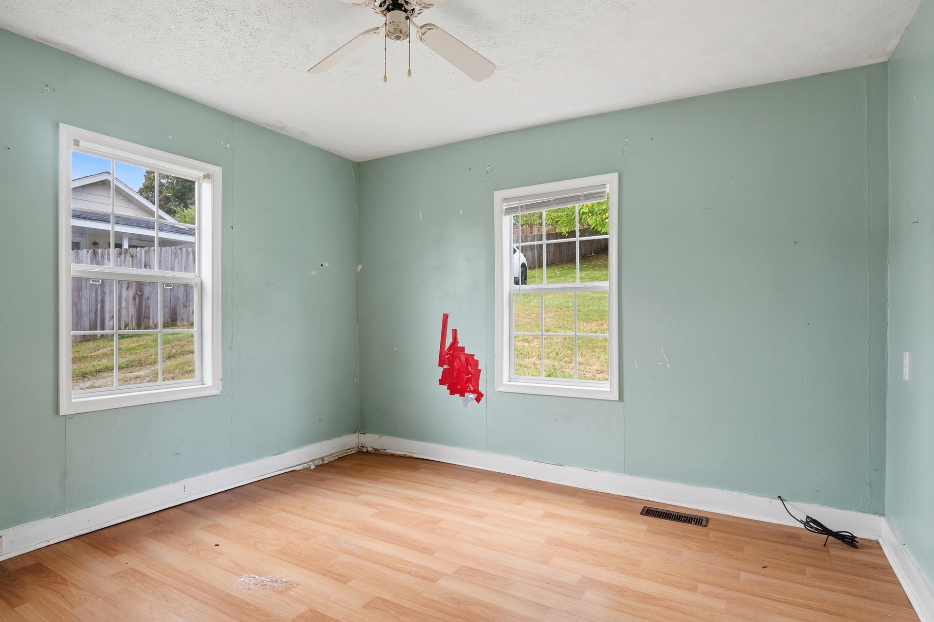221 WALTON Road, Radford, VA 24141
