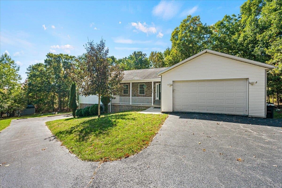 3431 Gordon Drive, Blacksburg, VA 24060