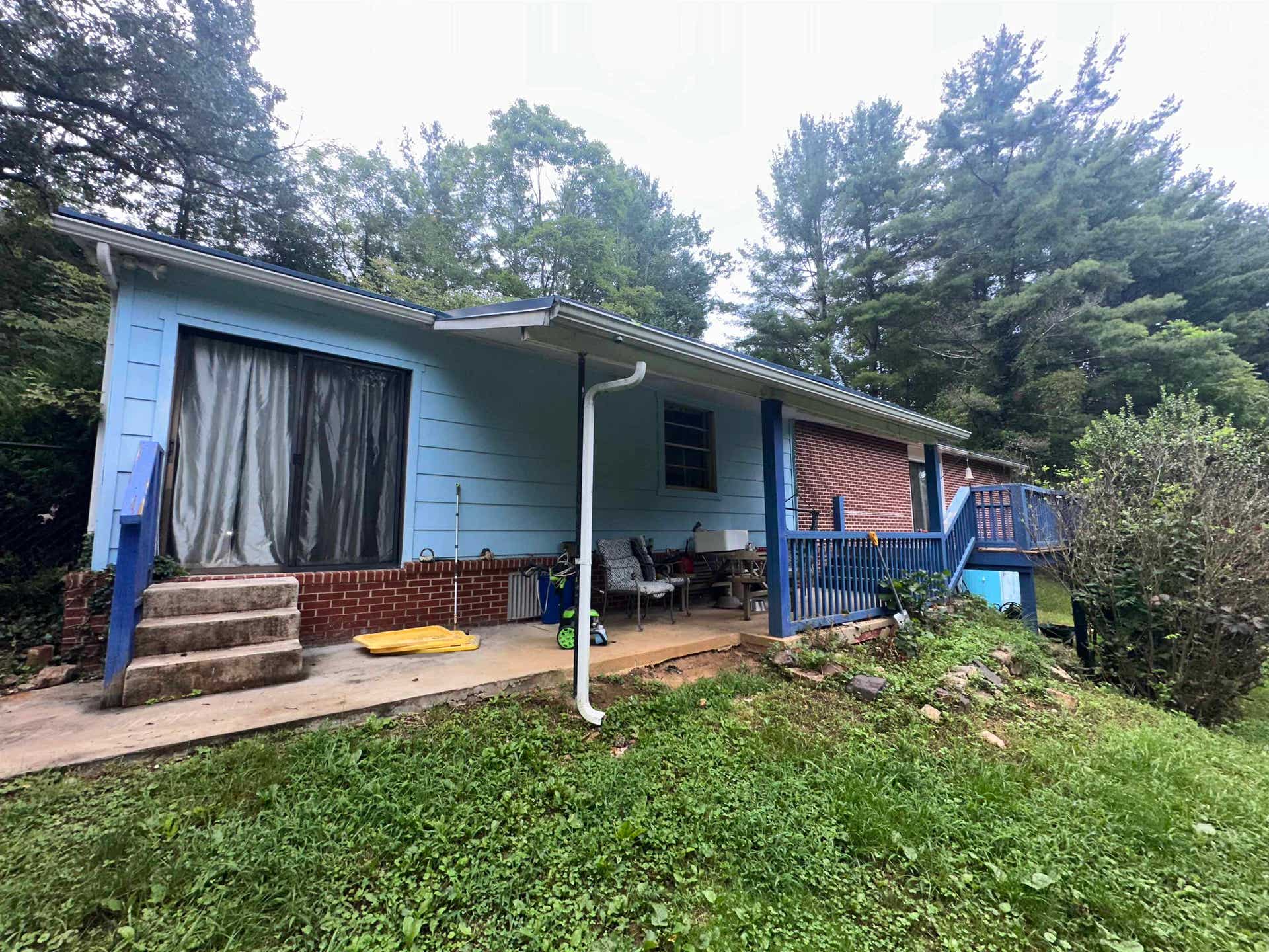 796 Piney Mountain Road, Narrows, VA 24124