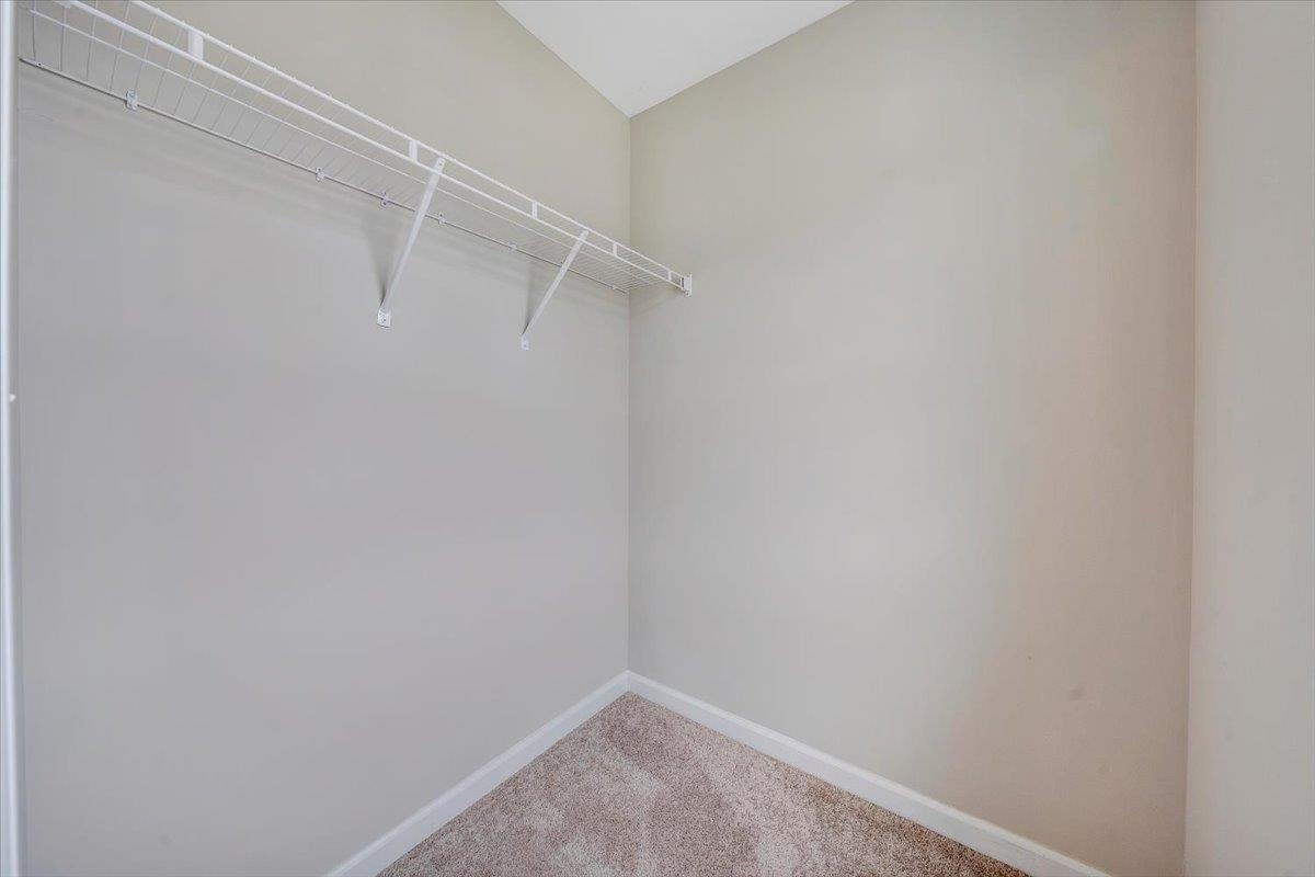 815 Holland Loop, Christiansburg, VA 24073