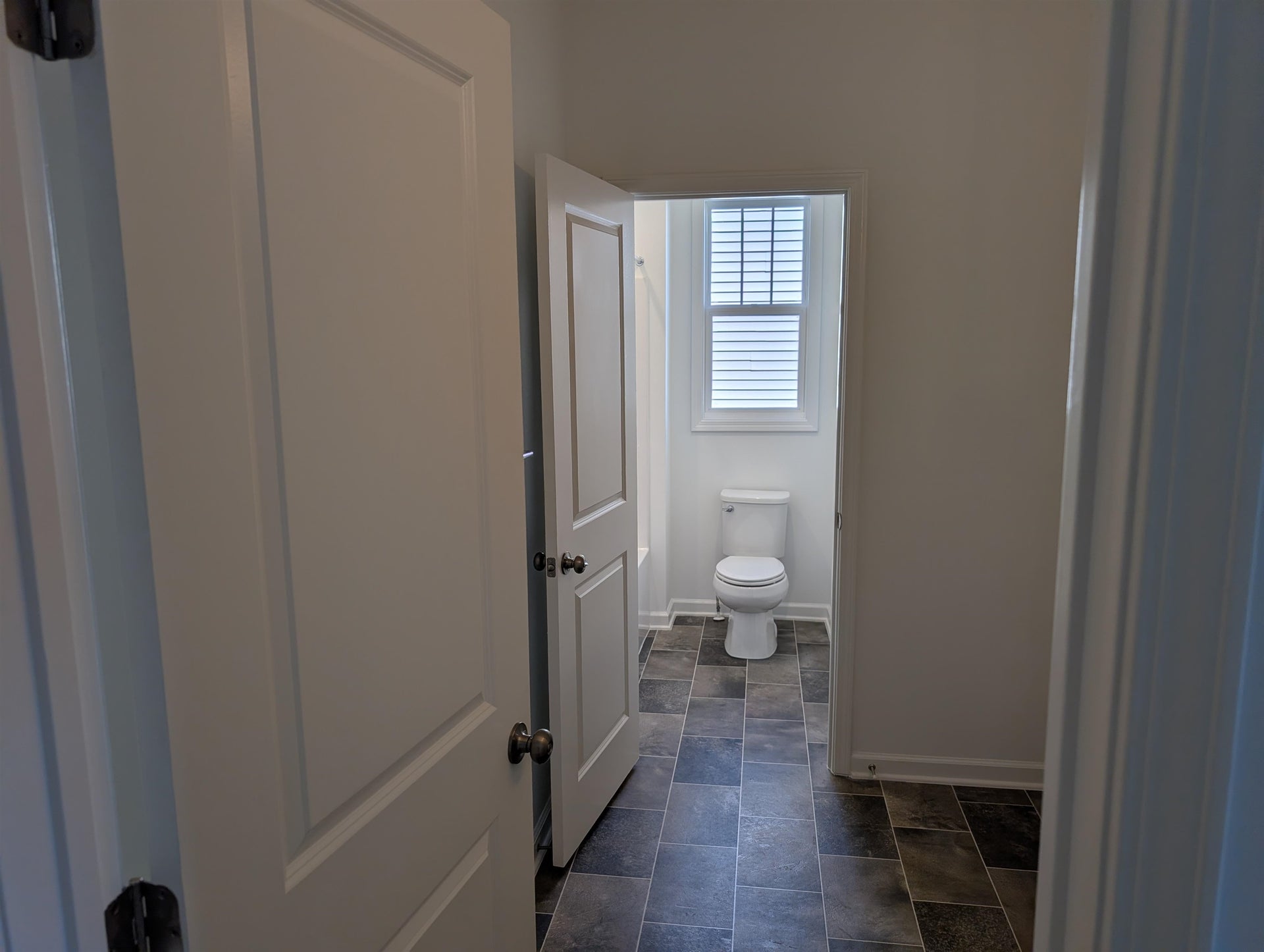 7431 King's Pointe Drive, Radford, VA 24141