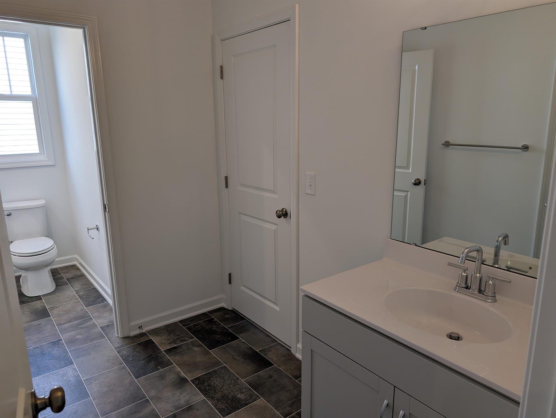7431 King's Pointe Drive, Radford, VA 24141