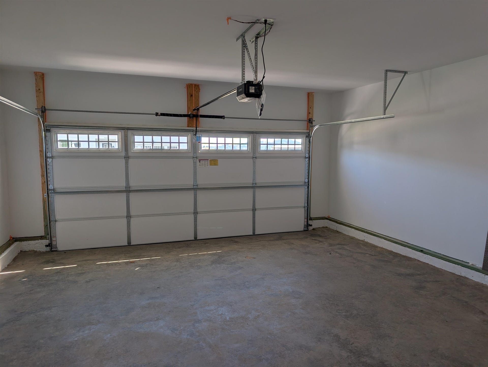 7431 King's Pointe Drive, Radford, VA 24141