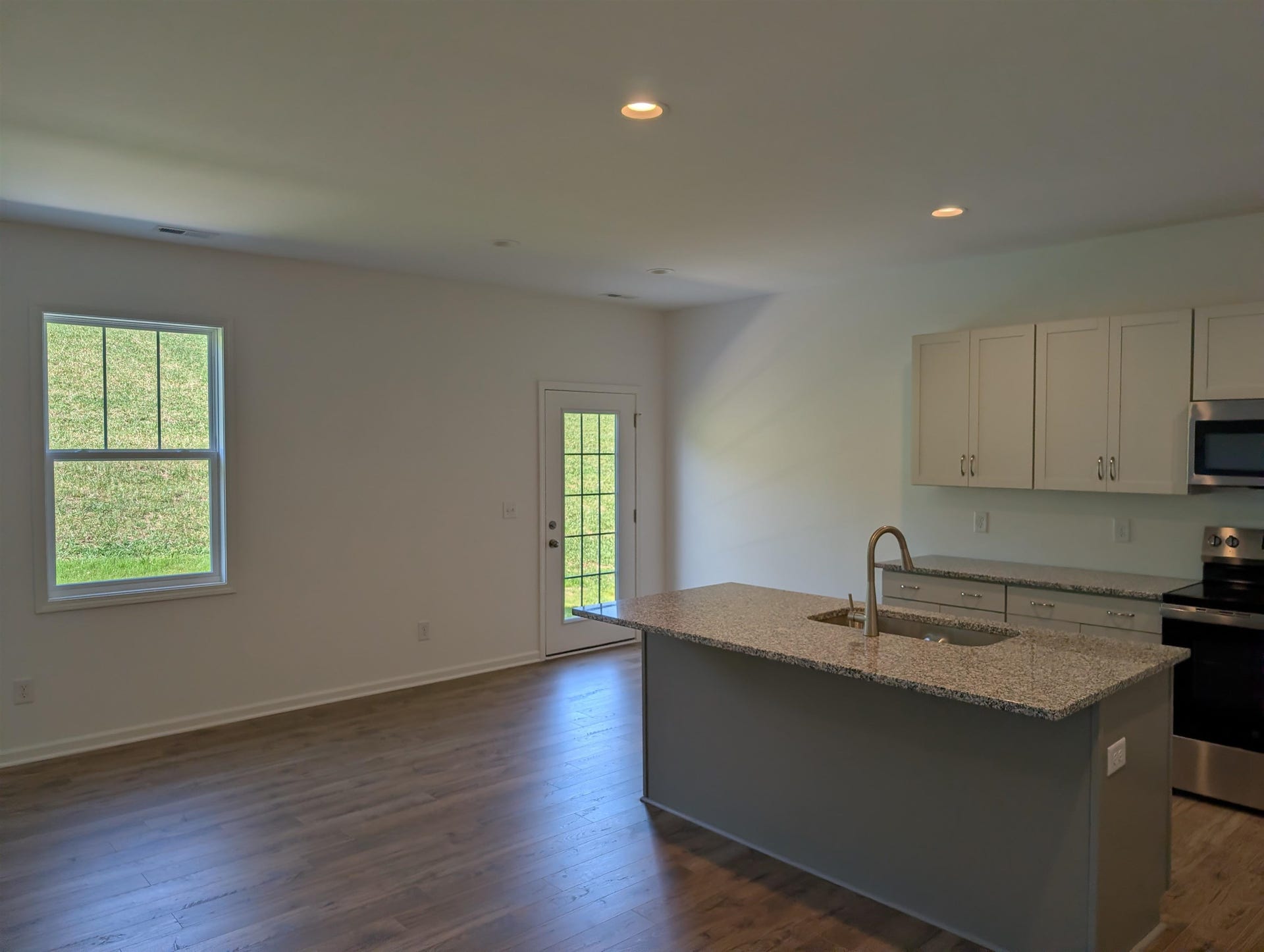 7431 King's Pointe Drive, Radford, VA 24141