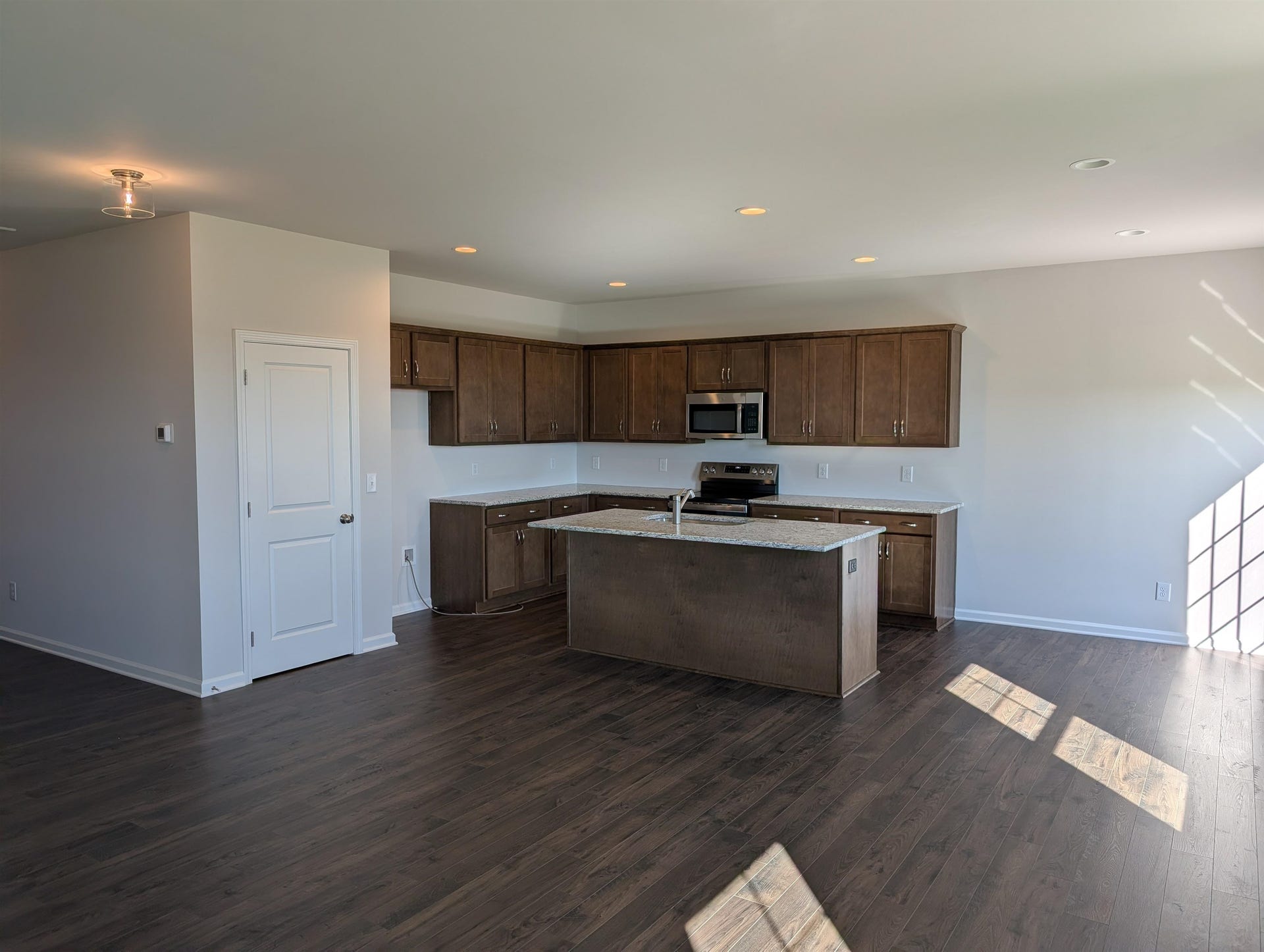 7432 King's Pointe Drive, Radford, VA 24141