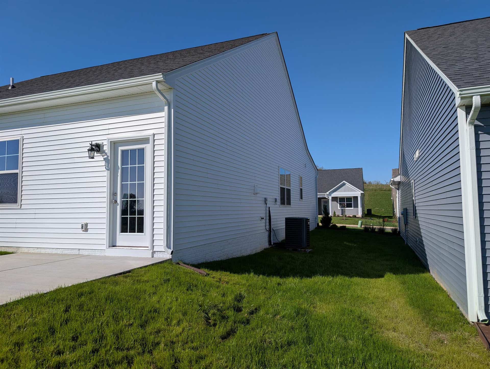 7432 King's Pointe Drive, Radford, VA 24141