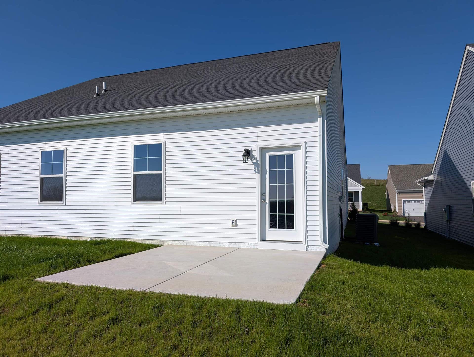 7432 King's Pointe Drive, Radford, VA 24141