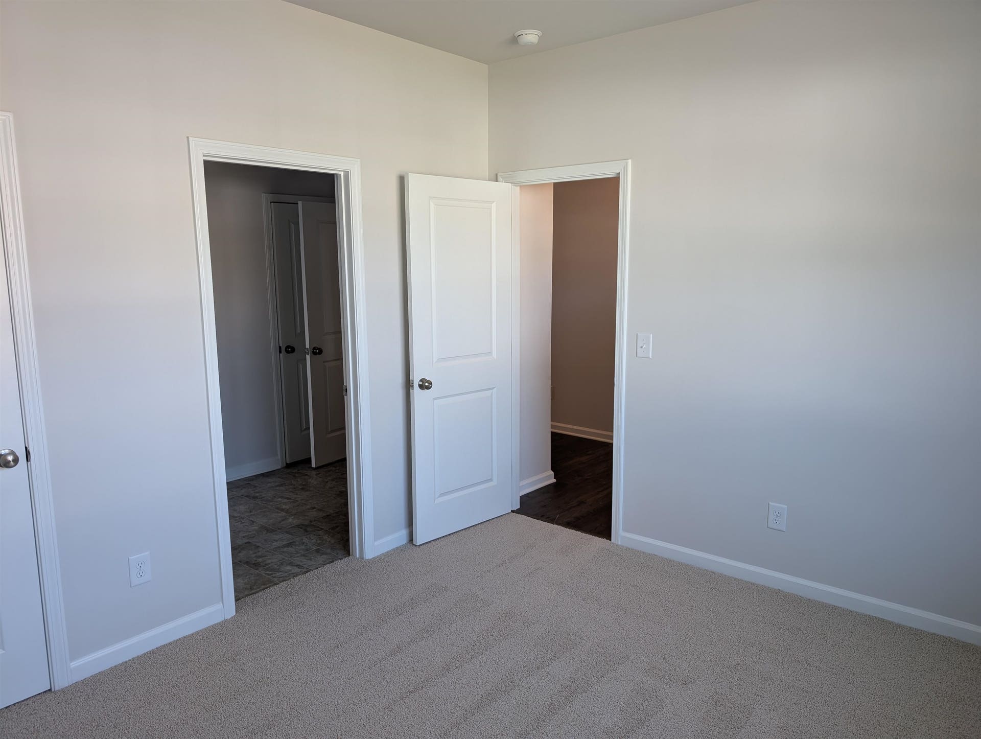 7432 King's Pointe Drive, Radford, VA 24141