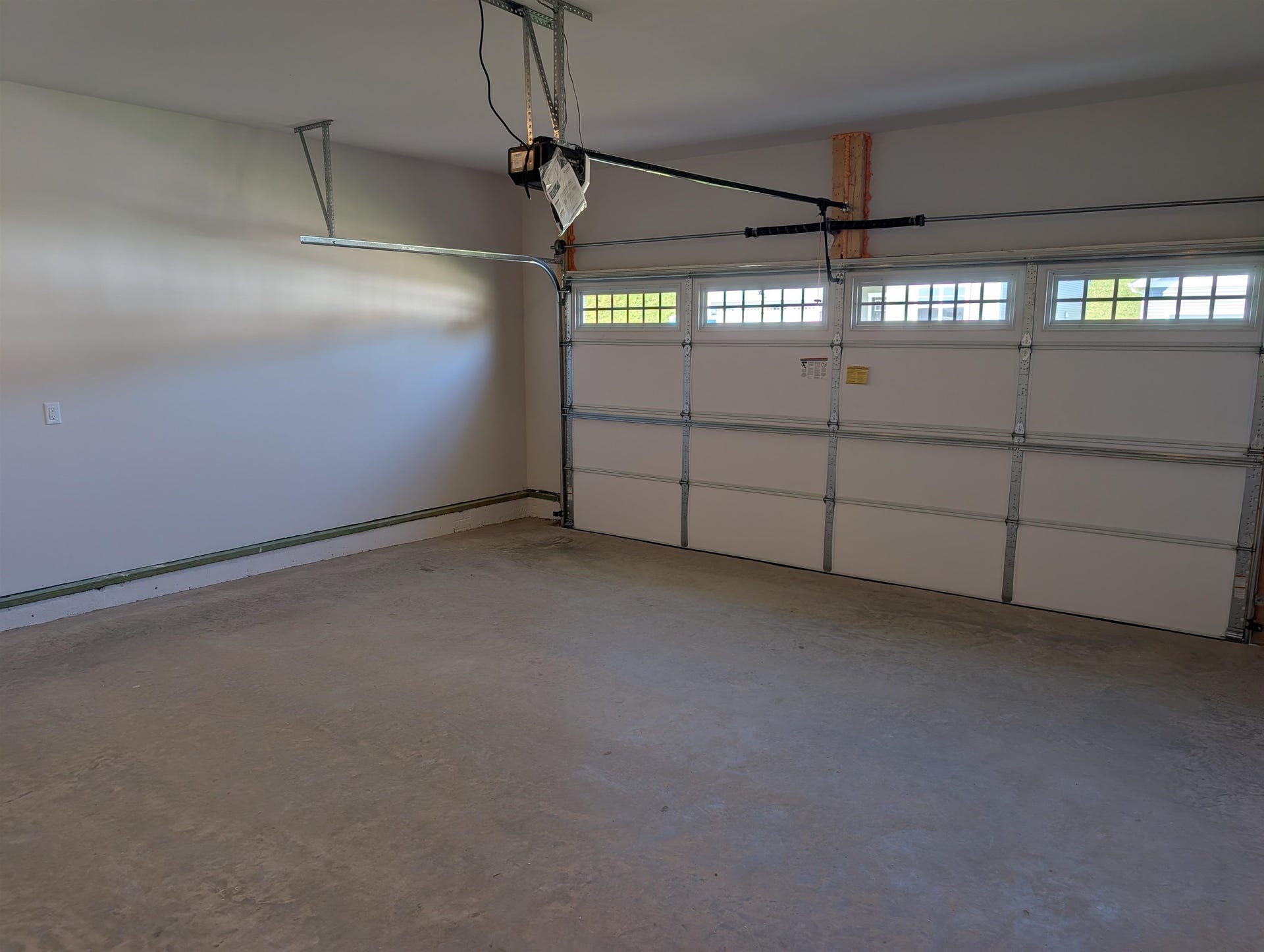7432 King's Pointe Drive, Radford, VA 24141