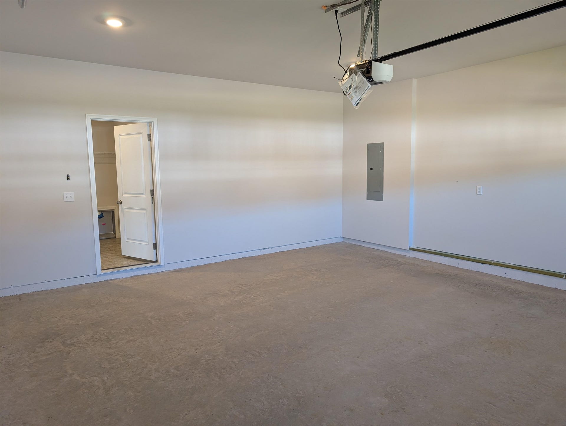 7432 King's Pointe Drive, Radford, VA 24141