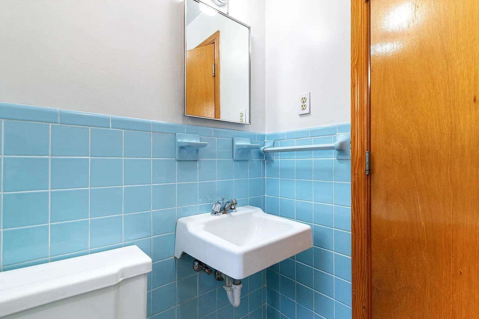 2001 Fourth Street, Radford, VA 24141