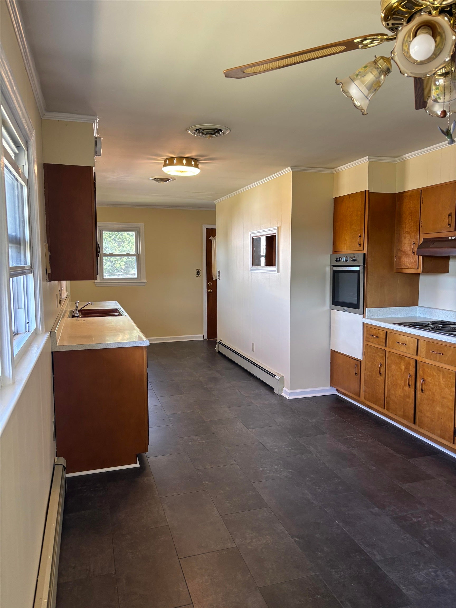 2001 Fourth Street, Radford, VA 24141