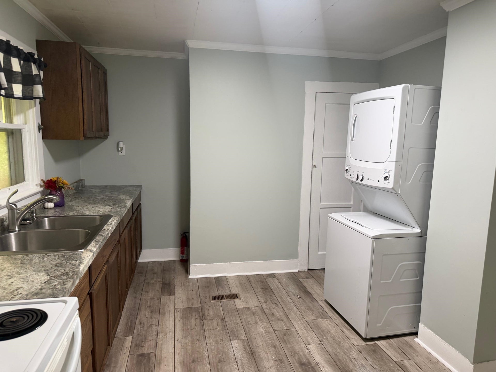 326 Poplar Street, Narrows, VA 24124