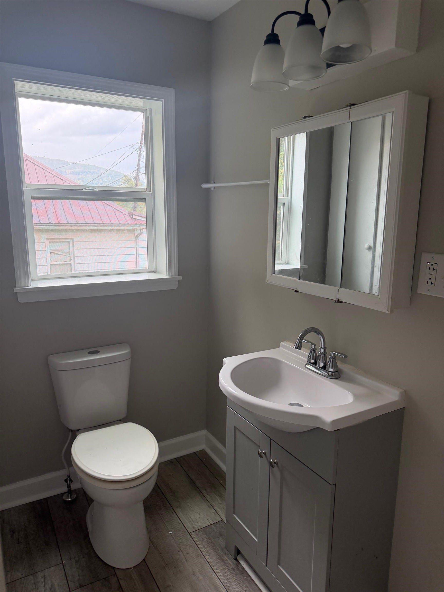 326 Poplar Street, Narrows, VA 24124