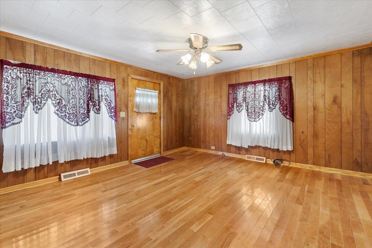 712 Curve Road, Pearisburg, VA 24134
