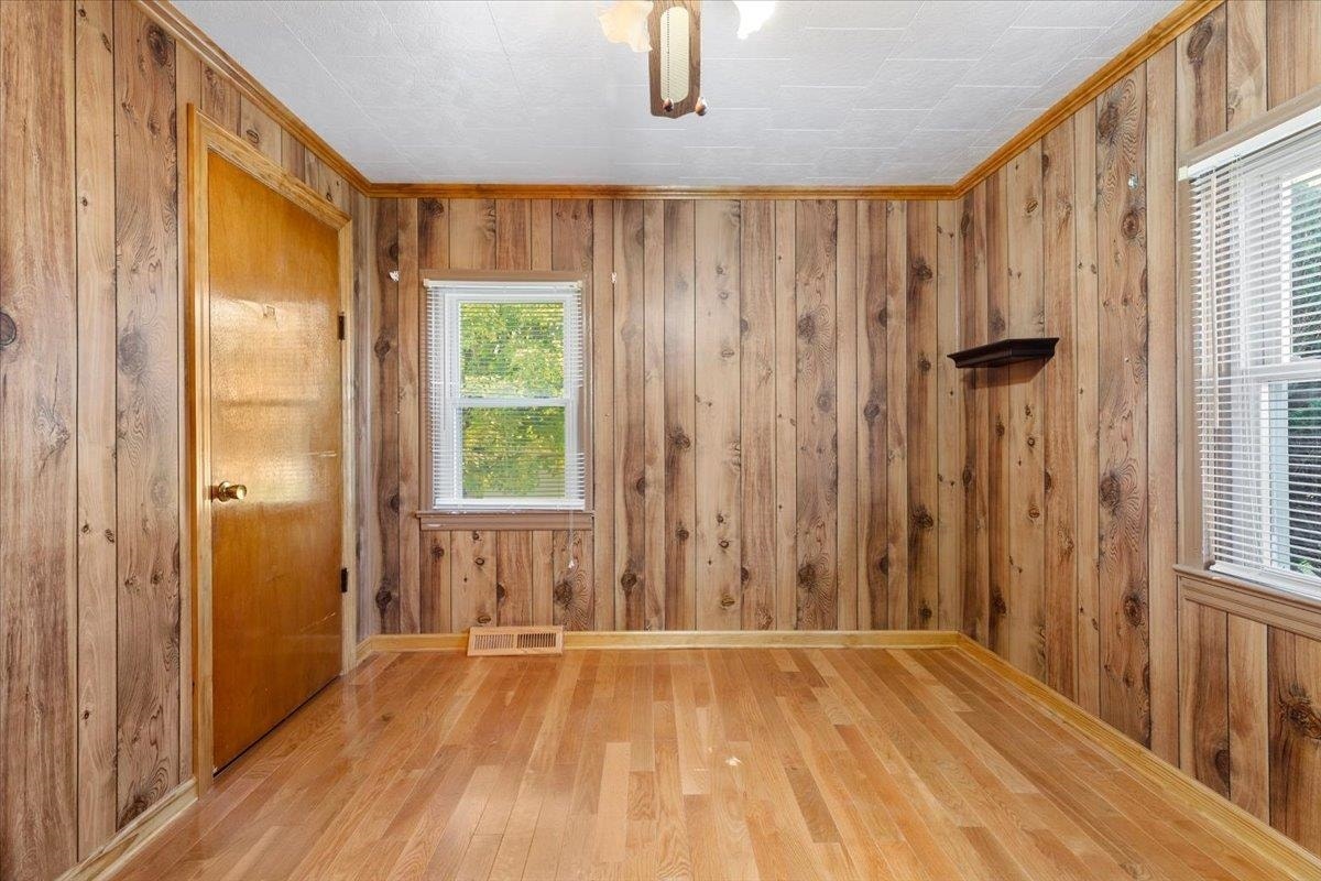 712 Curve Road, Pearisburg, VA 24134
