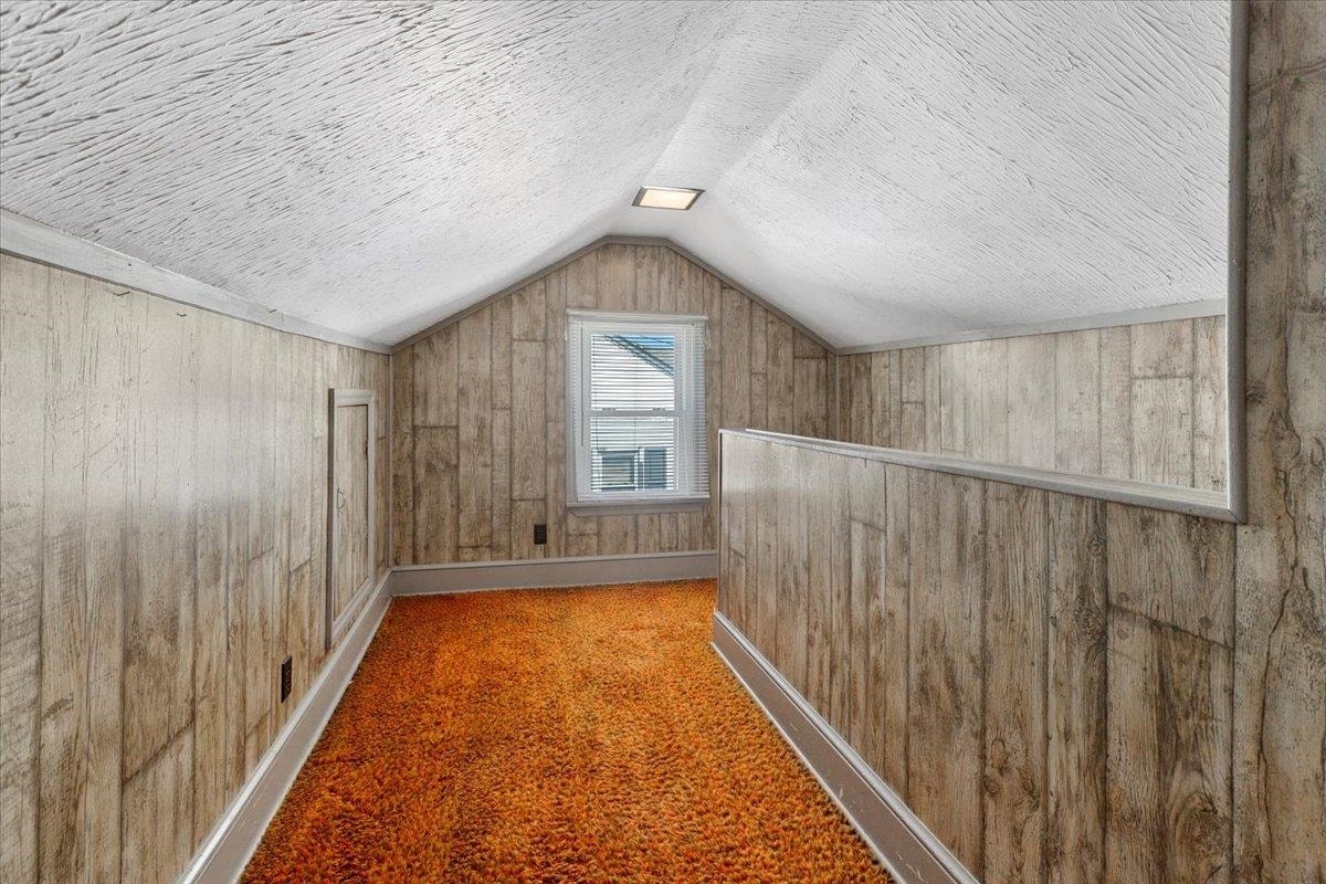 712 Curve Road, Pearisburg, VA 24134