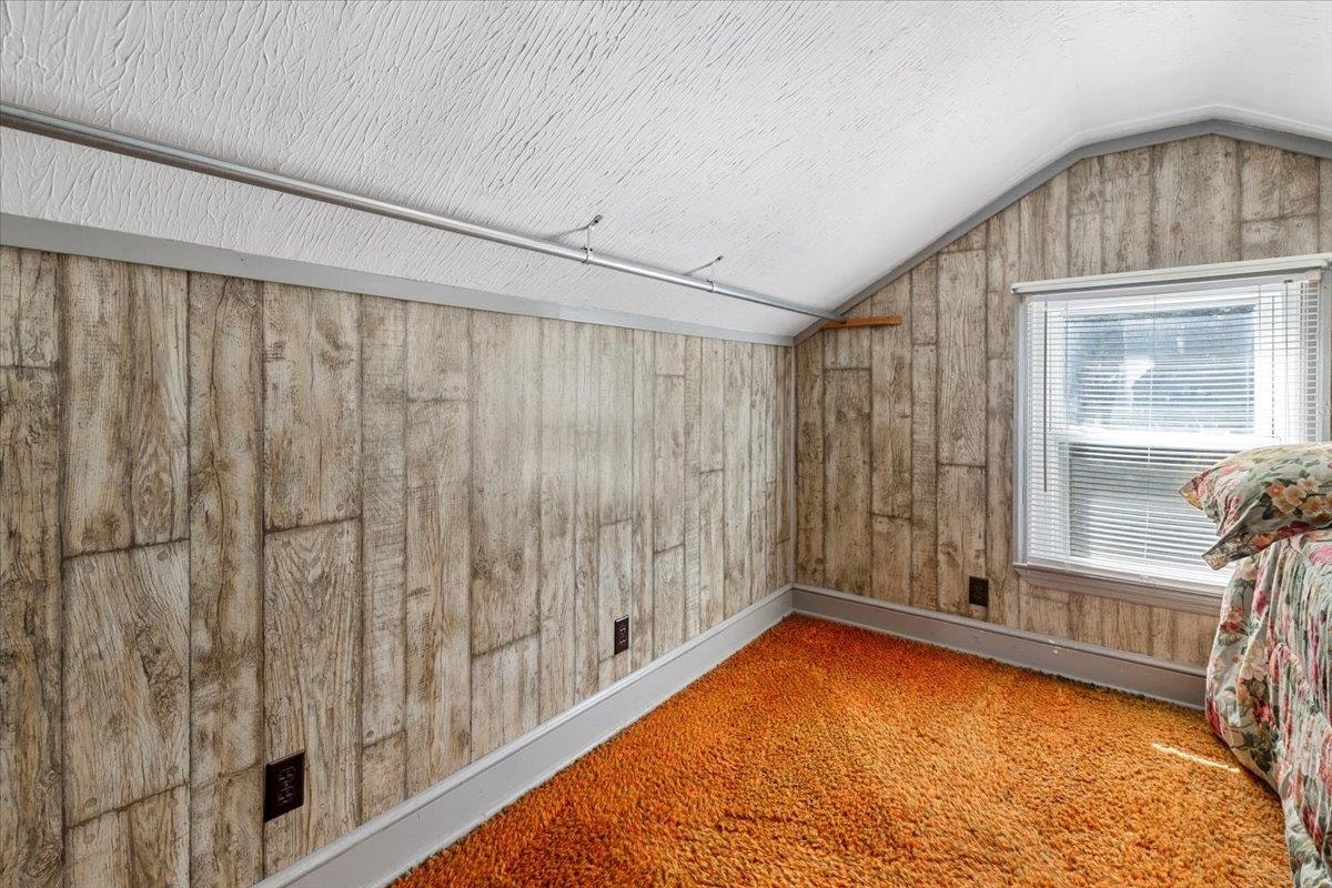 712 Curve Road, Pearisburg, VA 24134