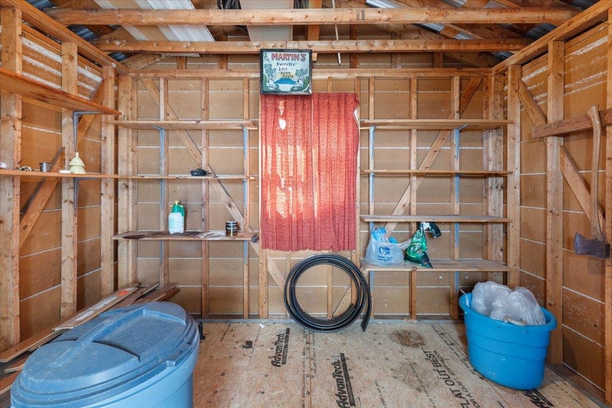 712 Curve Road, Pearisburg, VA 24134