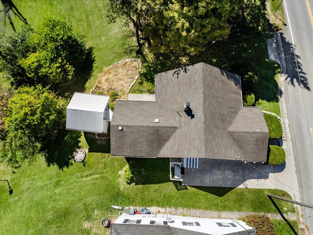 712 Curve Road, Pearisburg, VA 24134