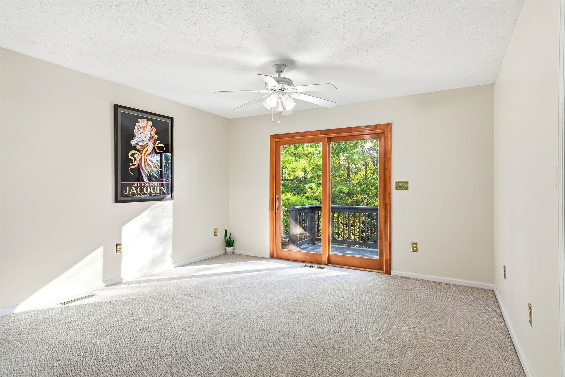 401 STONEGATE Drive, Blacksburg, VA 24060