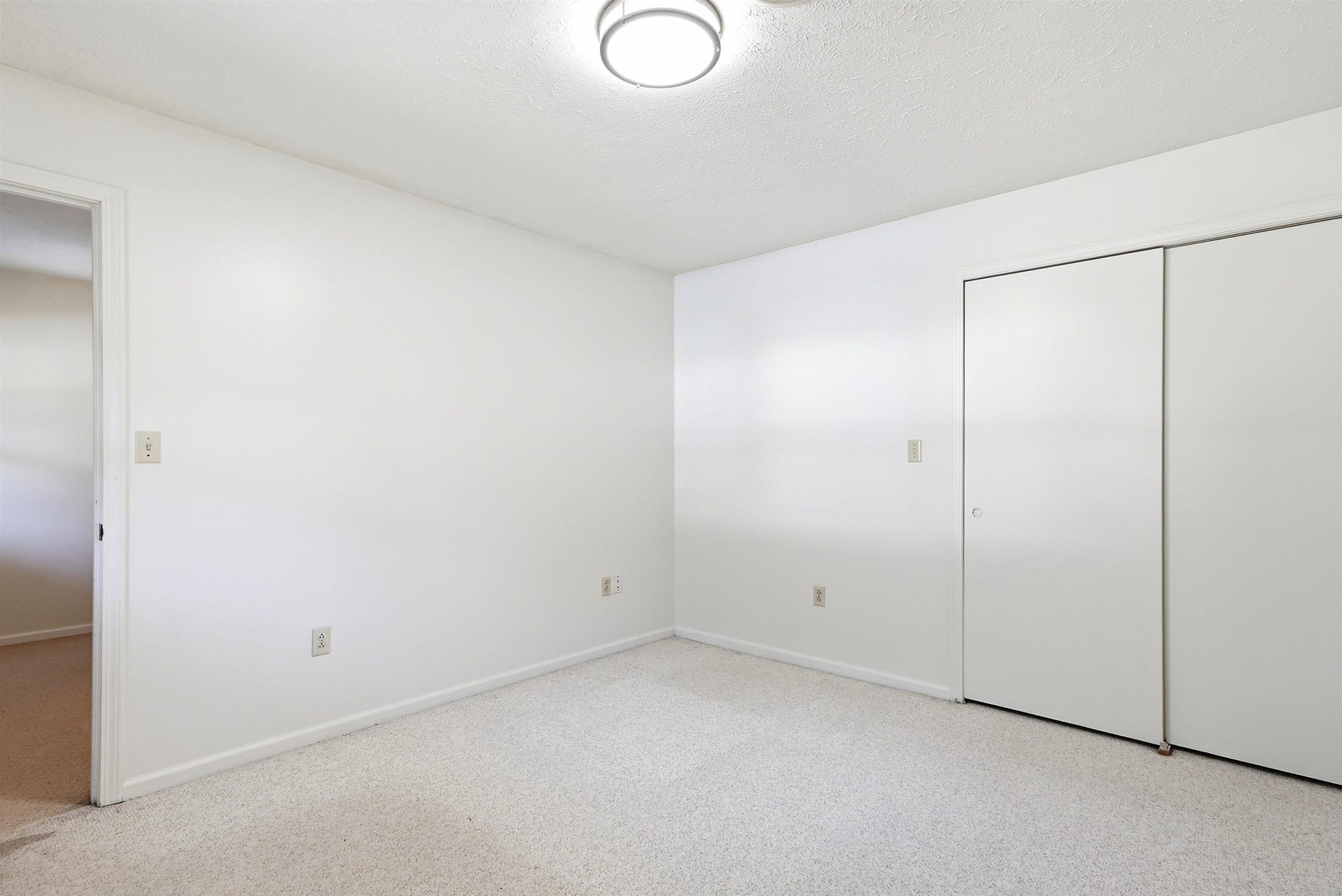 401 STONEGATE Drive, Blacksburg, VA 24060
