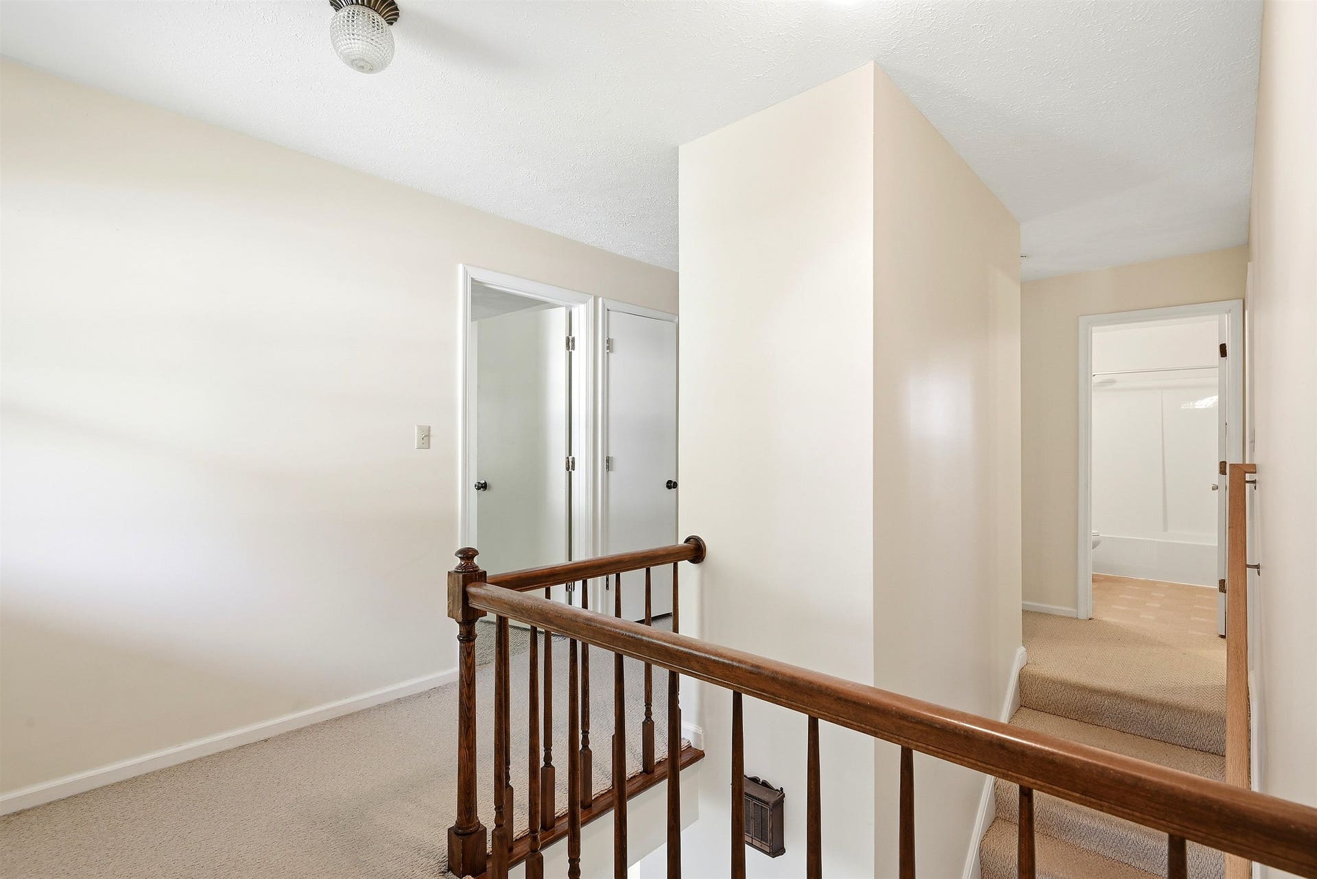 401 STONEGATE Drive, Blacksburg, VA 24060