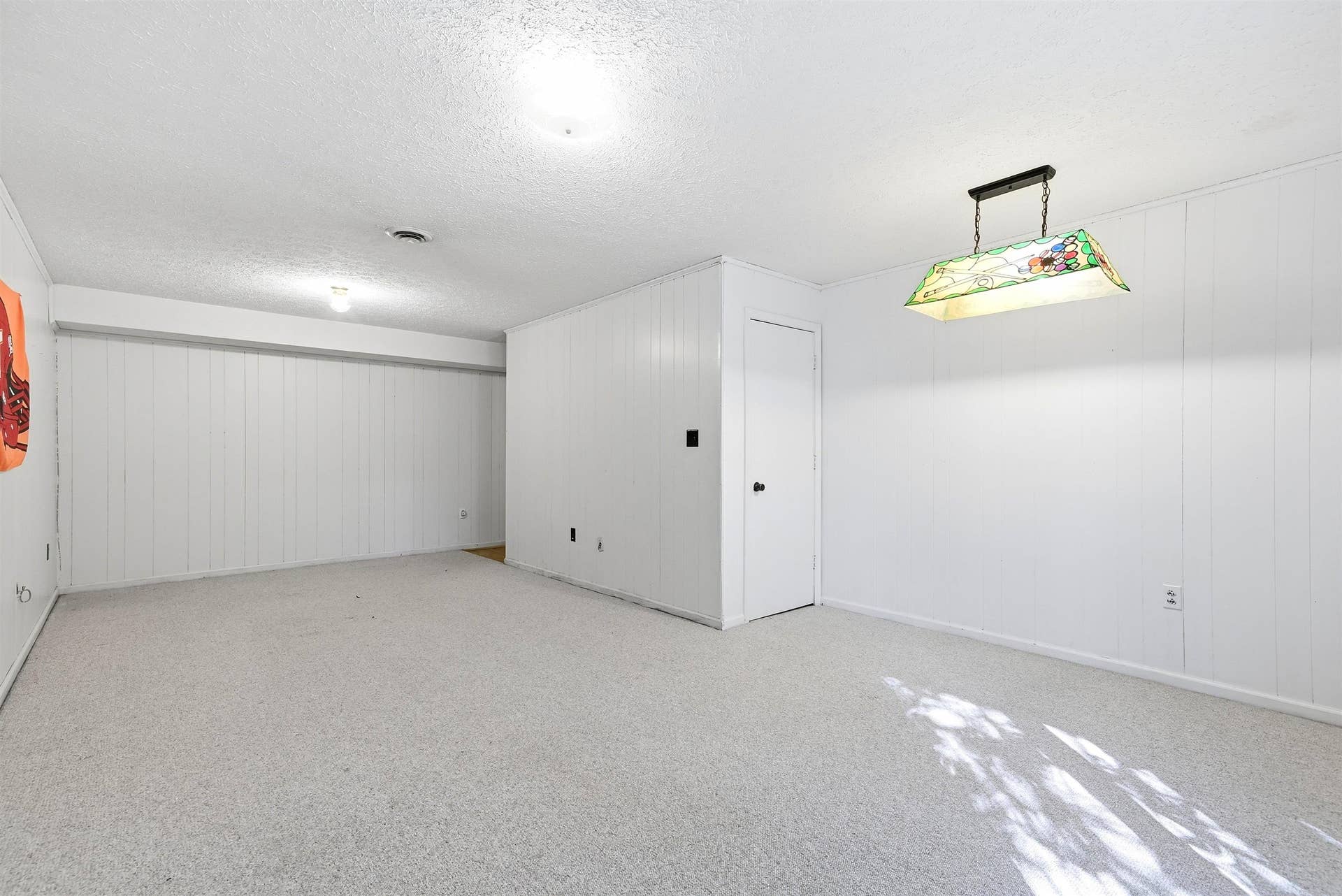 401 STONEGATE Drive, Blacksburg, VA 24060