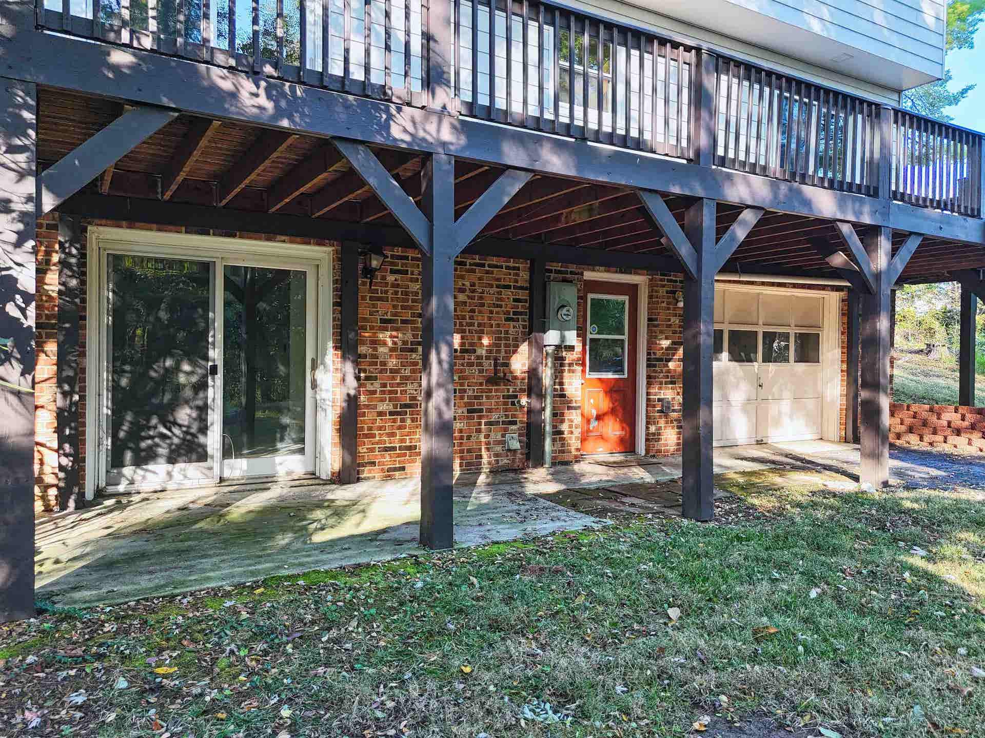 401 STONEGATE Drive, Blacksburg, VA 24060