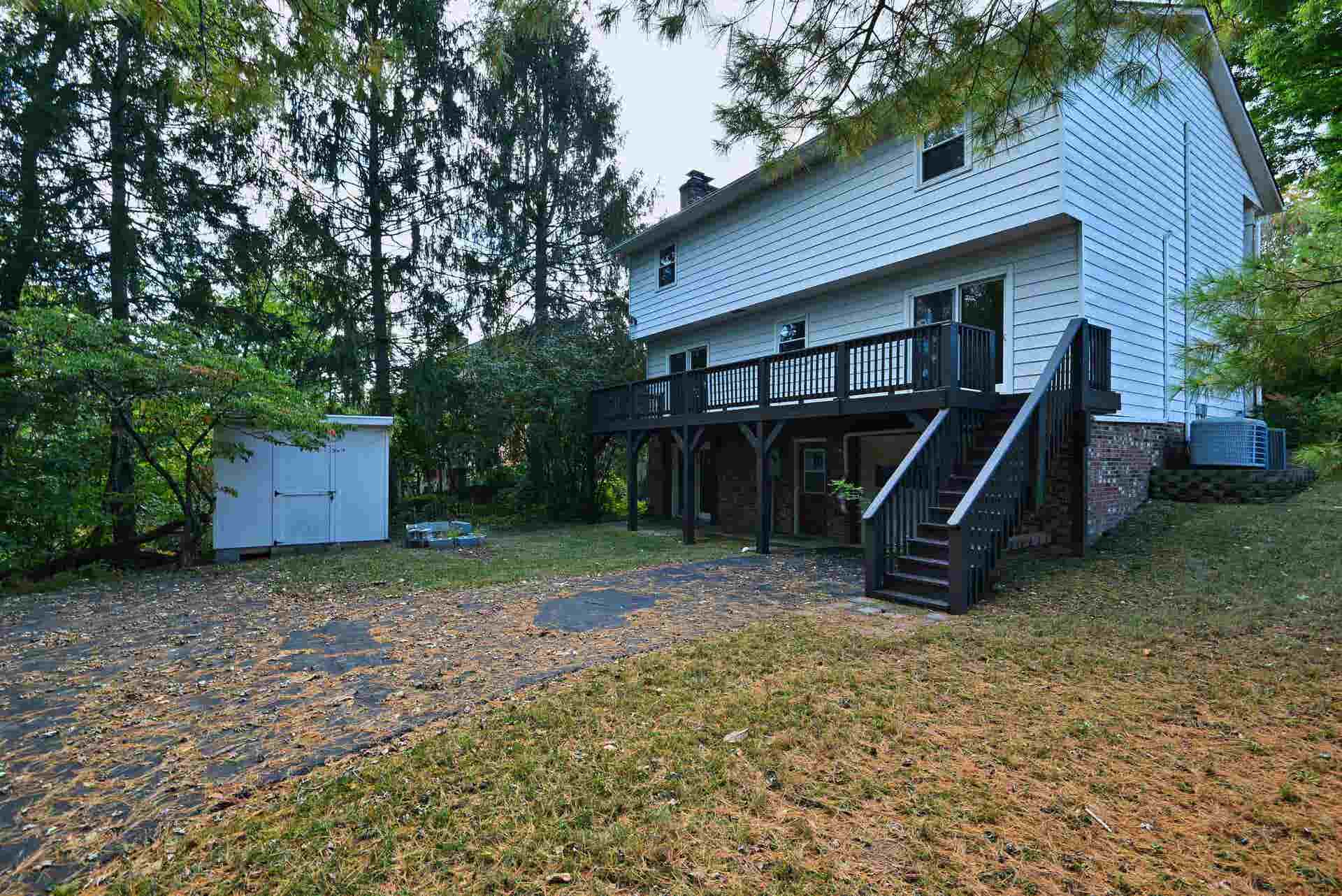 401 STONEGATE Drive, Blacksburg, VA 24060