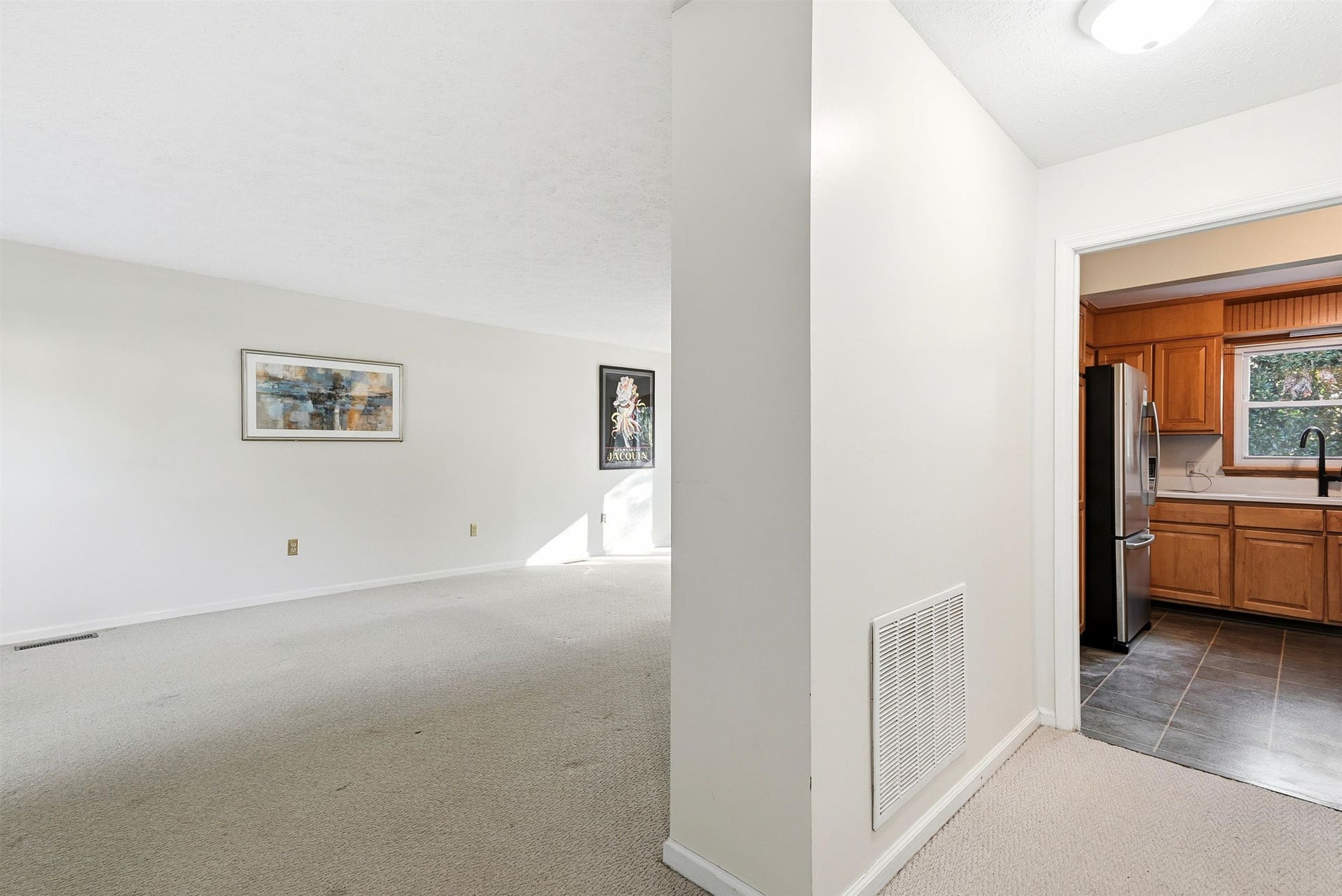 401 STONEGATE Drive, Blacksburg, VA 24060