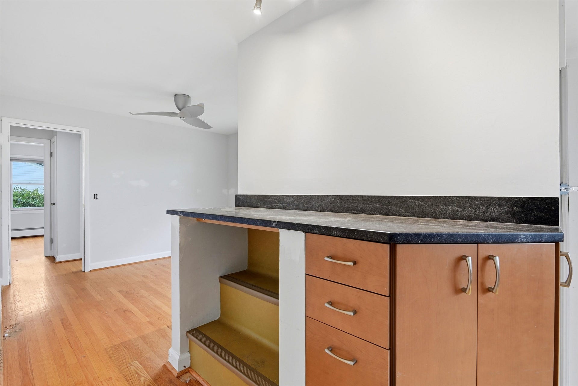 404 EASTVIEW Terrace, Blacksburg, VA 24060