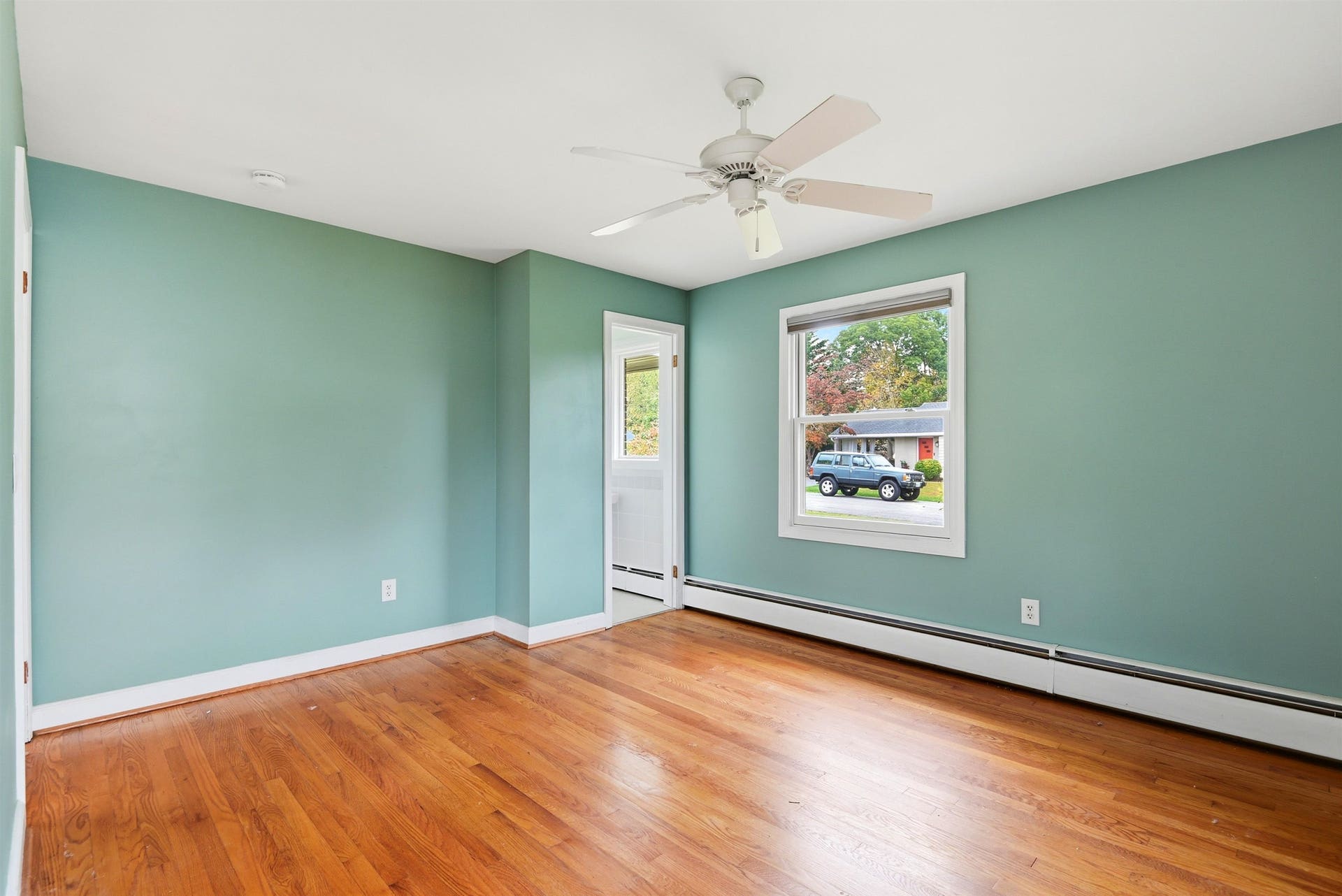 404 EASTVIEW Terrace, Blacksburg, VA 24060
