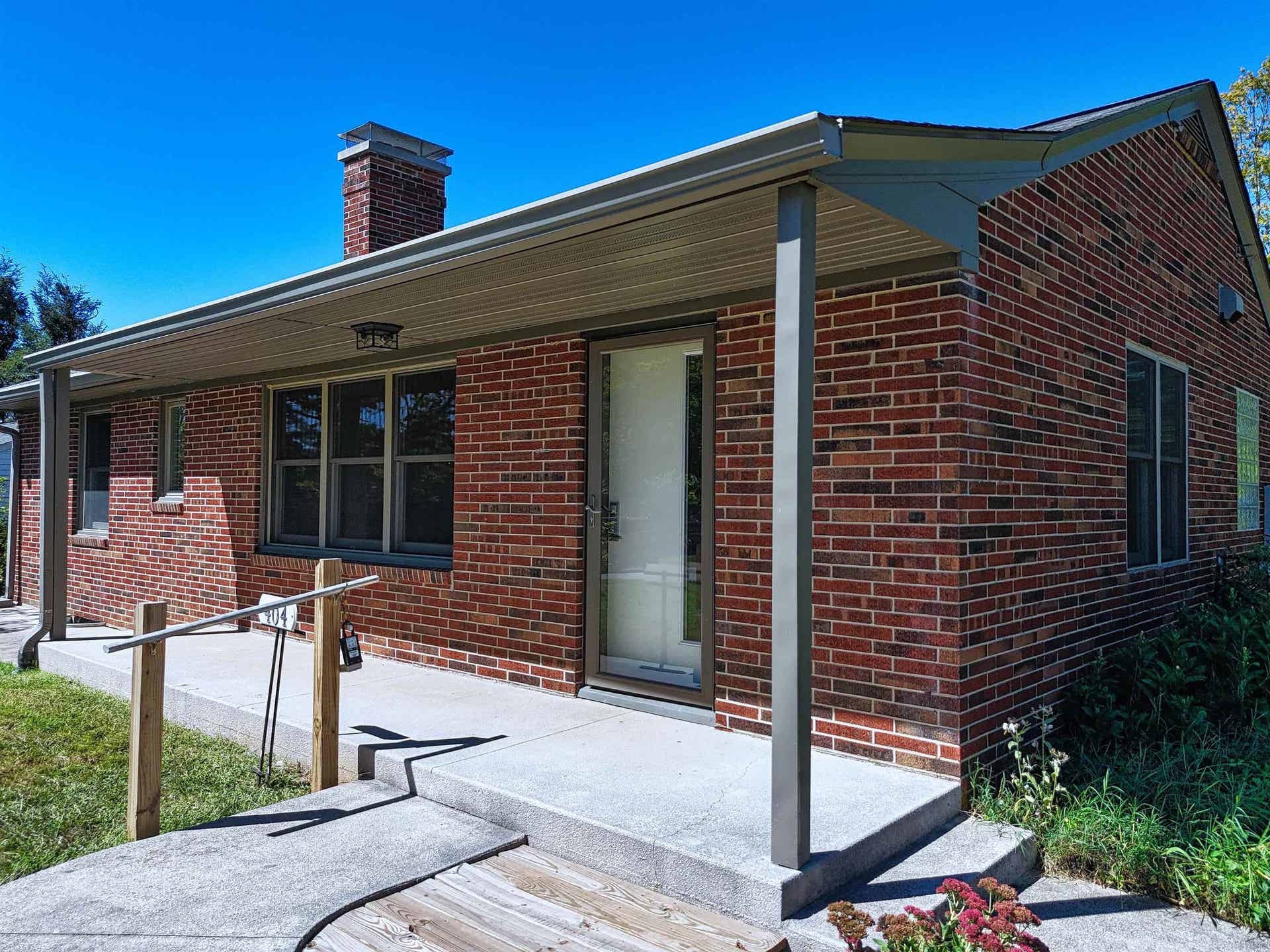 404 EASTVIEW Terrace, Blacksburg, VA 24060