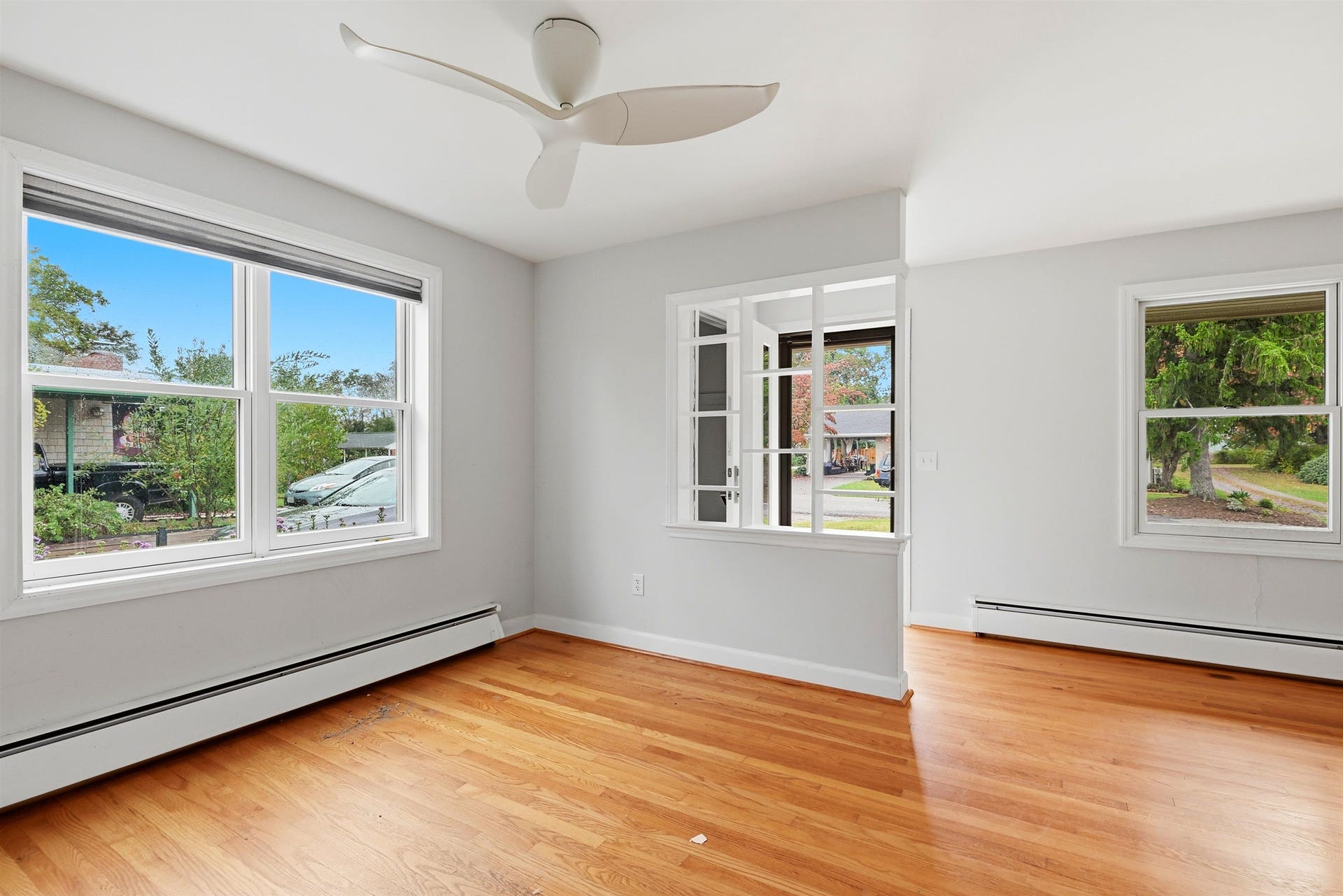 404 EASTVIEW Terrace, Blacksburg, VA 24060