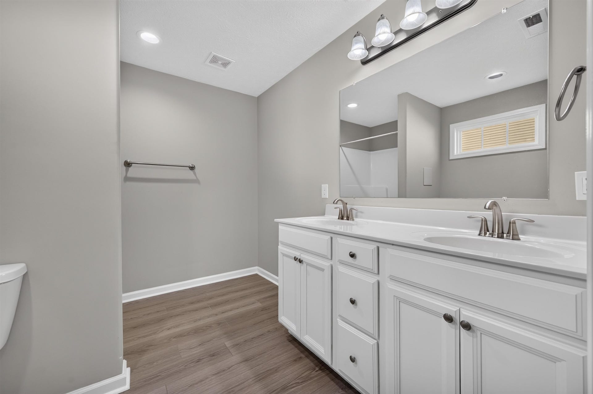 805 Forest Avenue, Radford, VA 24141
