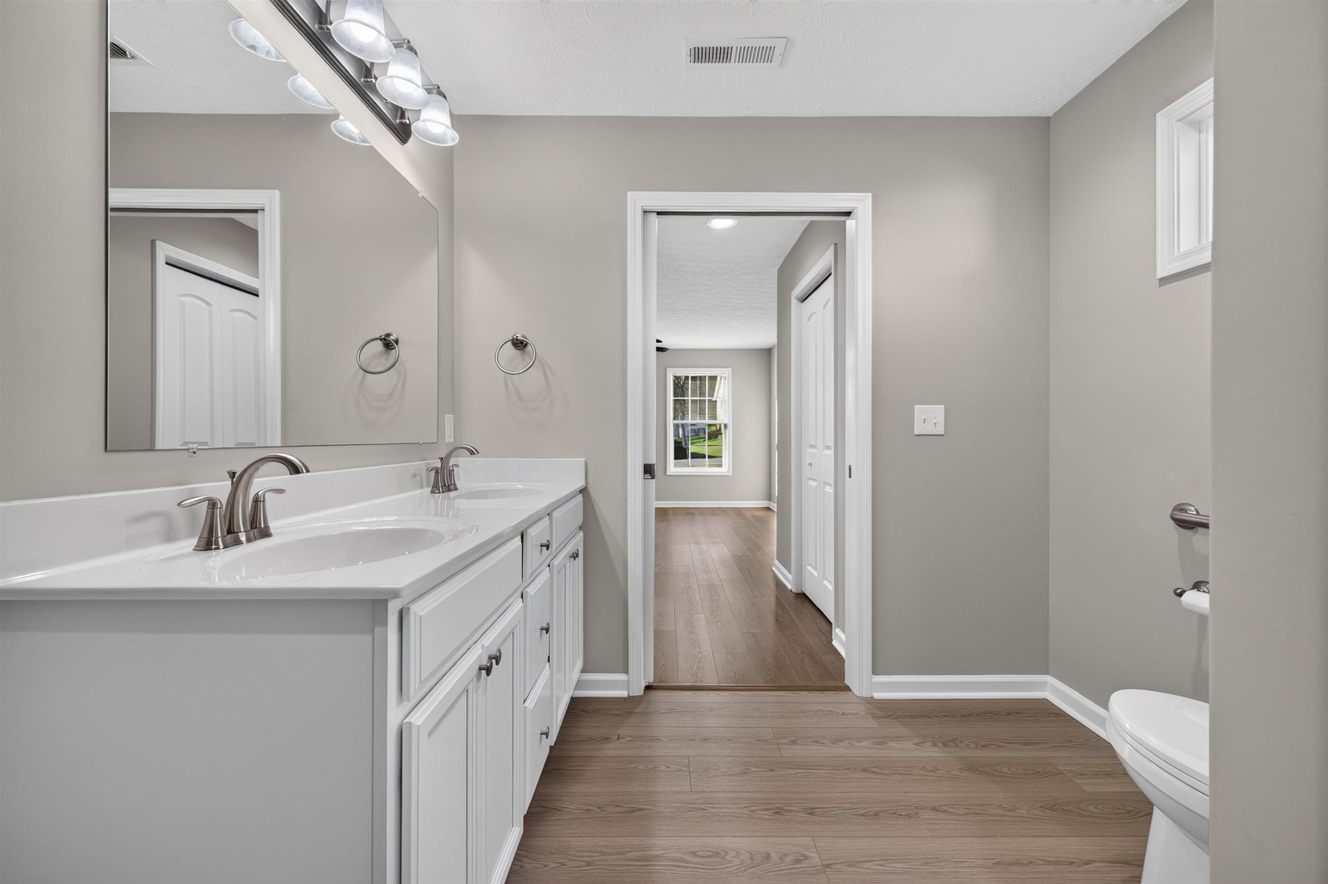 805 Forest Avenue, Radford, VA 24141