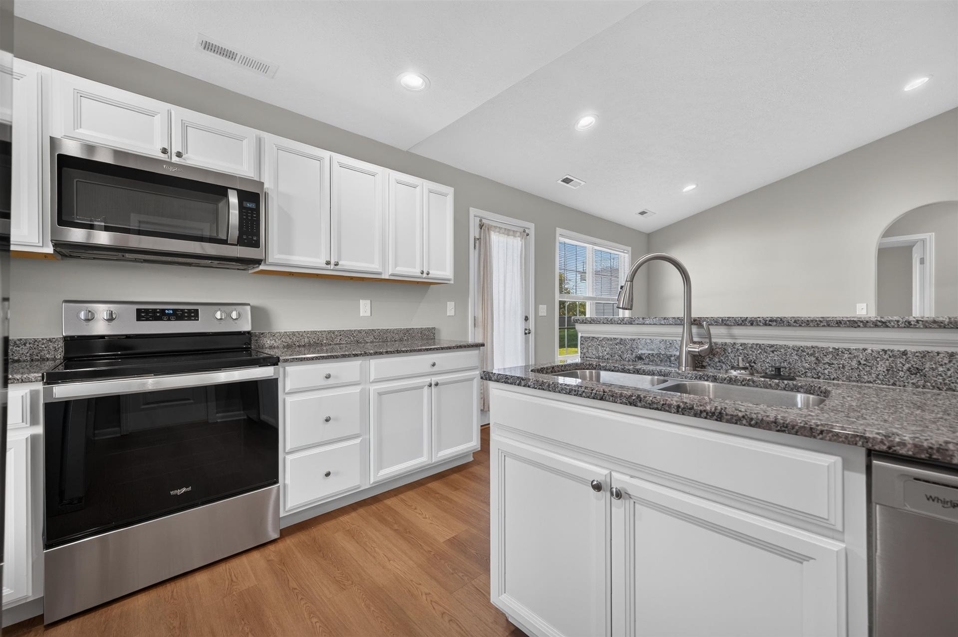 805 Forest Avenue, Radford, VA 24141