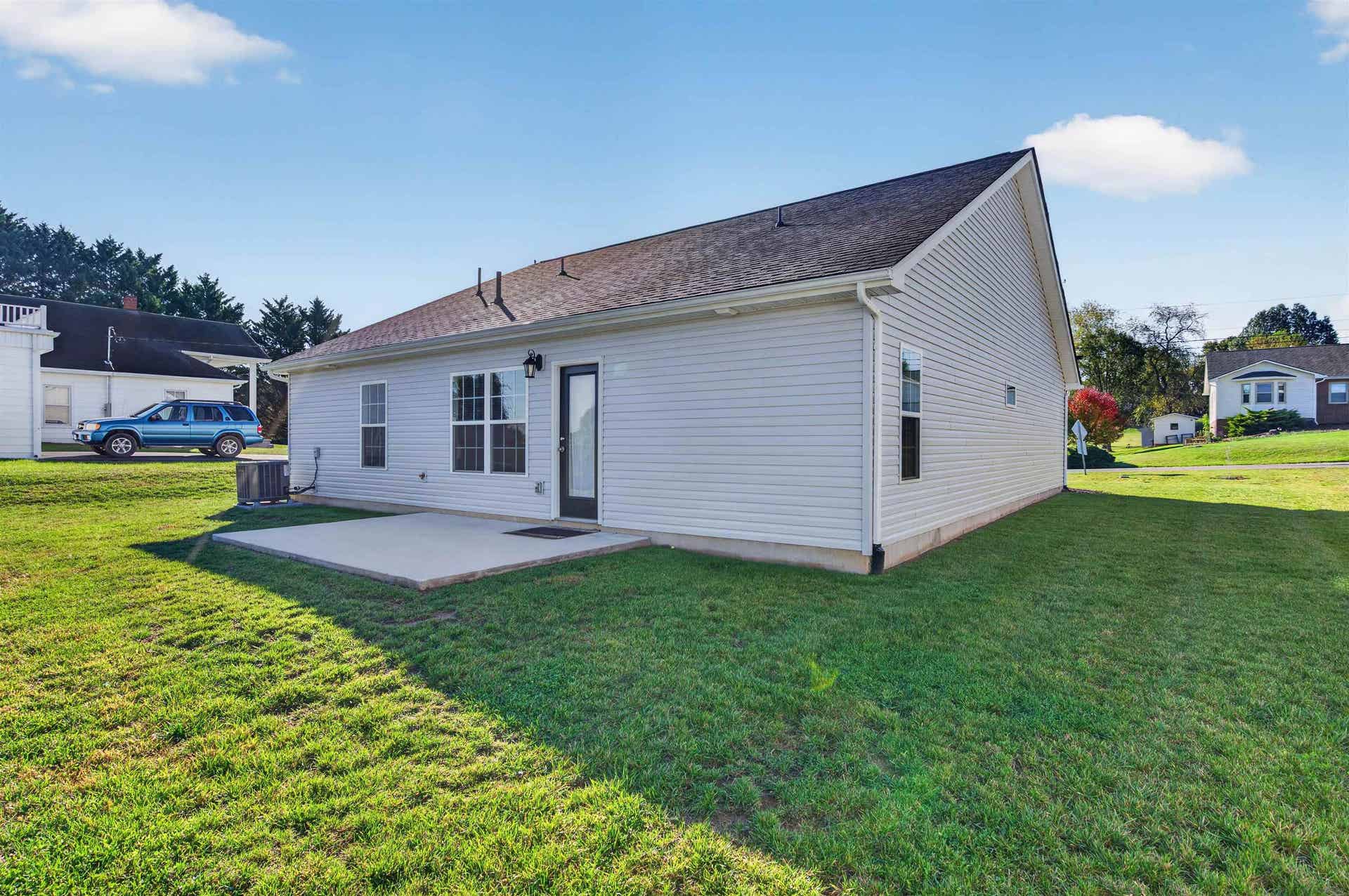 805 Forest Avenue, Radford, VA 24141