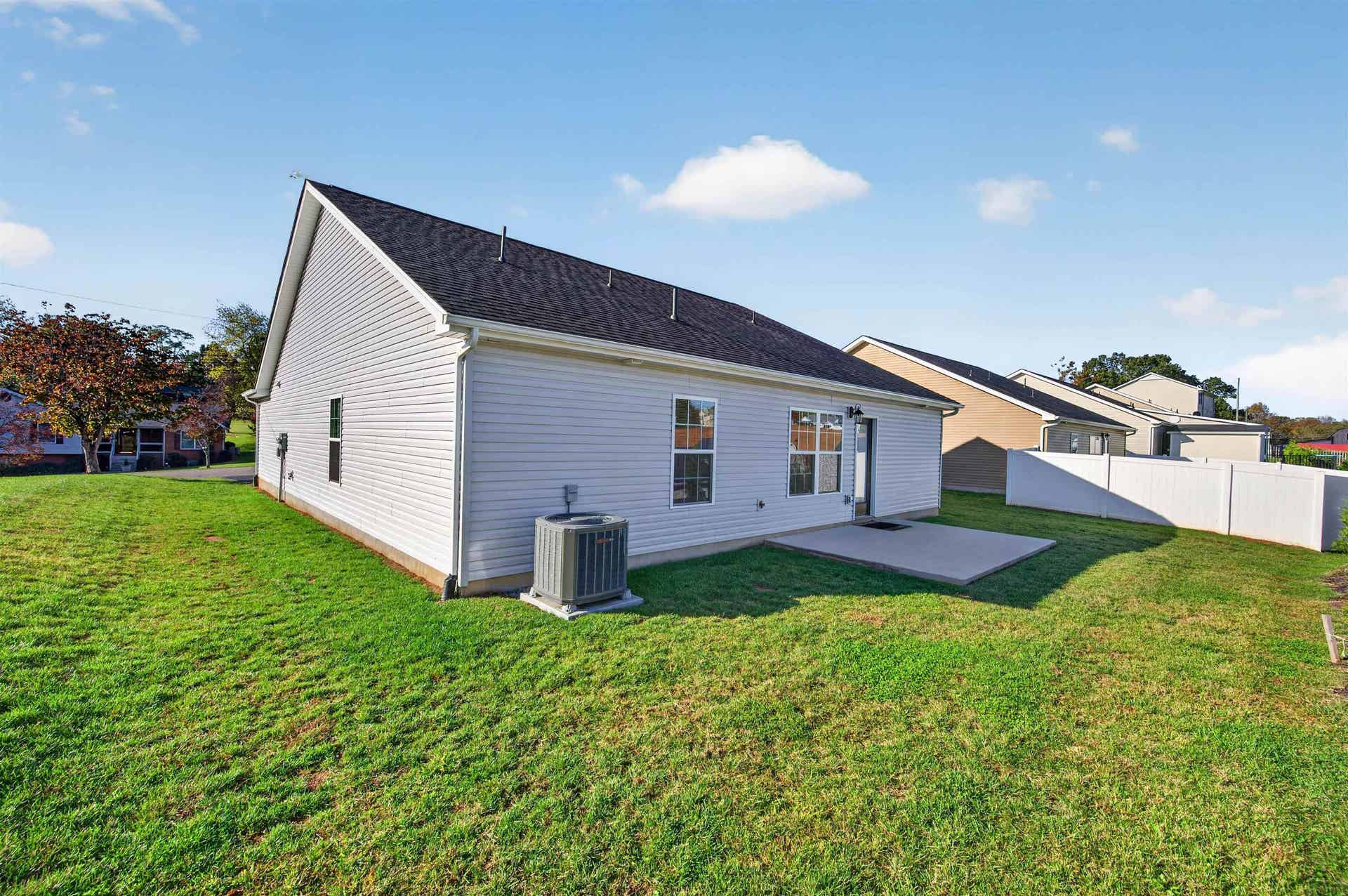 805 Forest Avenue, Radford, VA 24141
