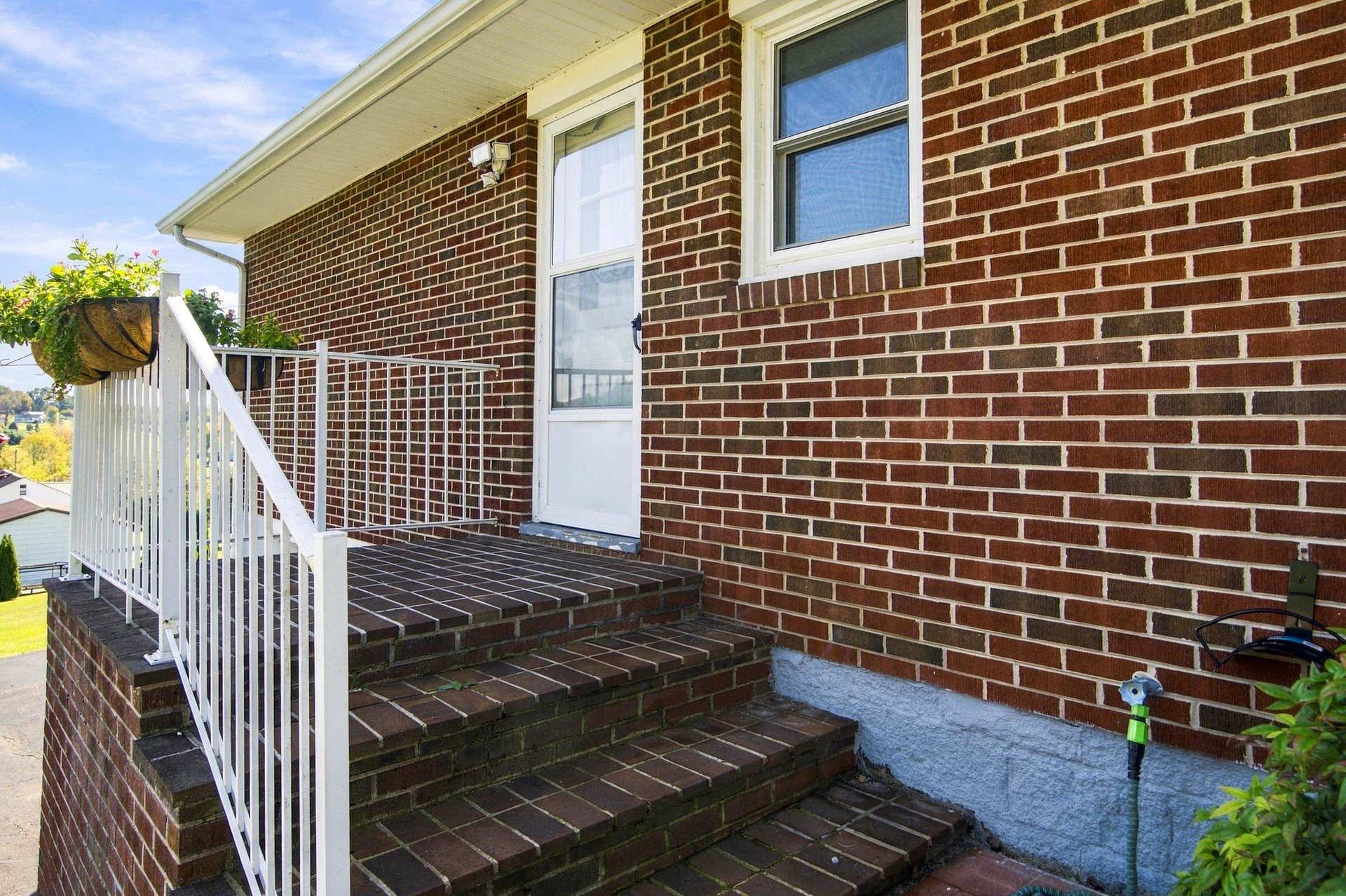 110 Birch Street, Ripplemead, VA 24150
