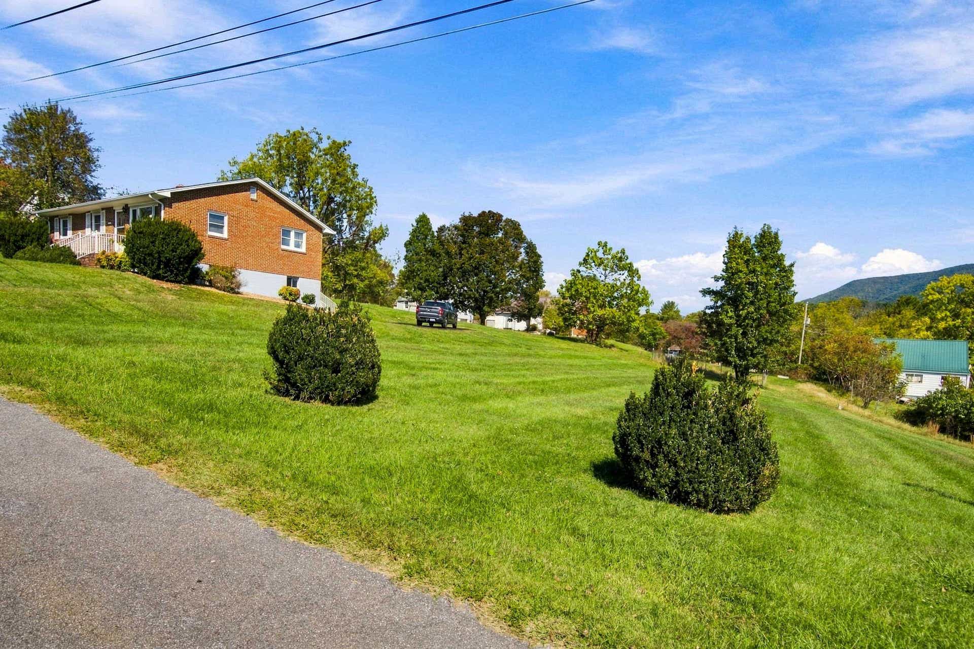 110 Birch Street, Ripplemead, VA 24150