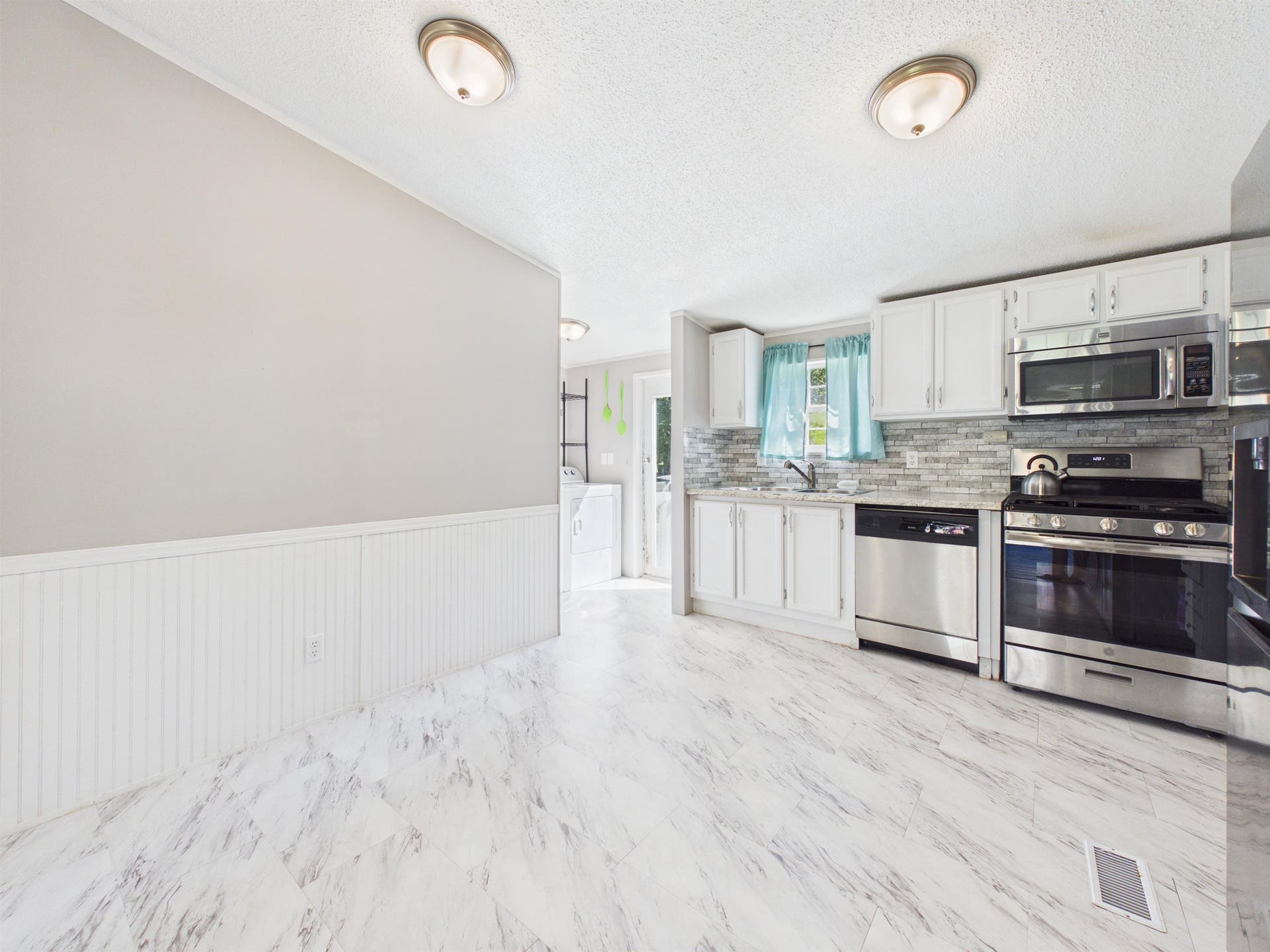 604 Newbern Road, Pulaski, VA 24301