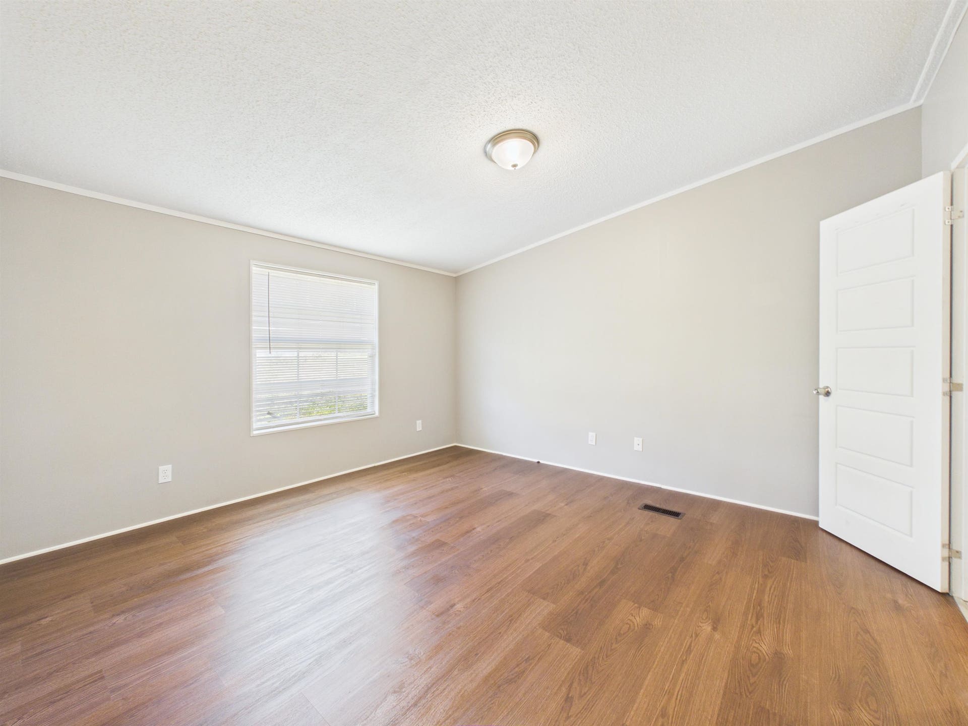 604 Newbern Road, Pulaski, VA 24301