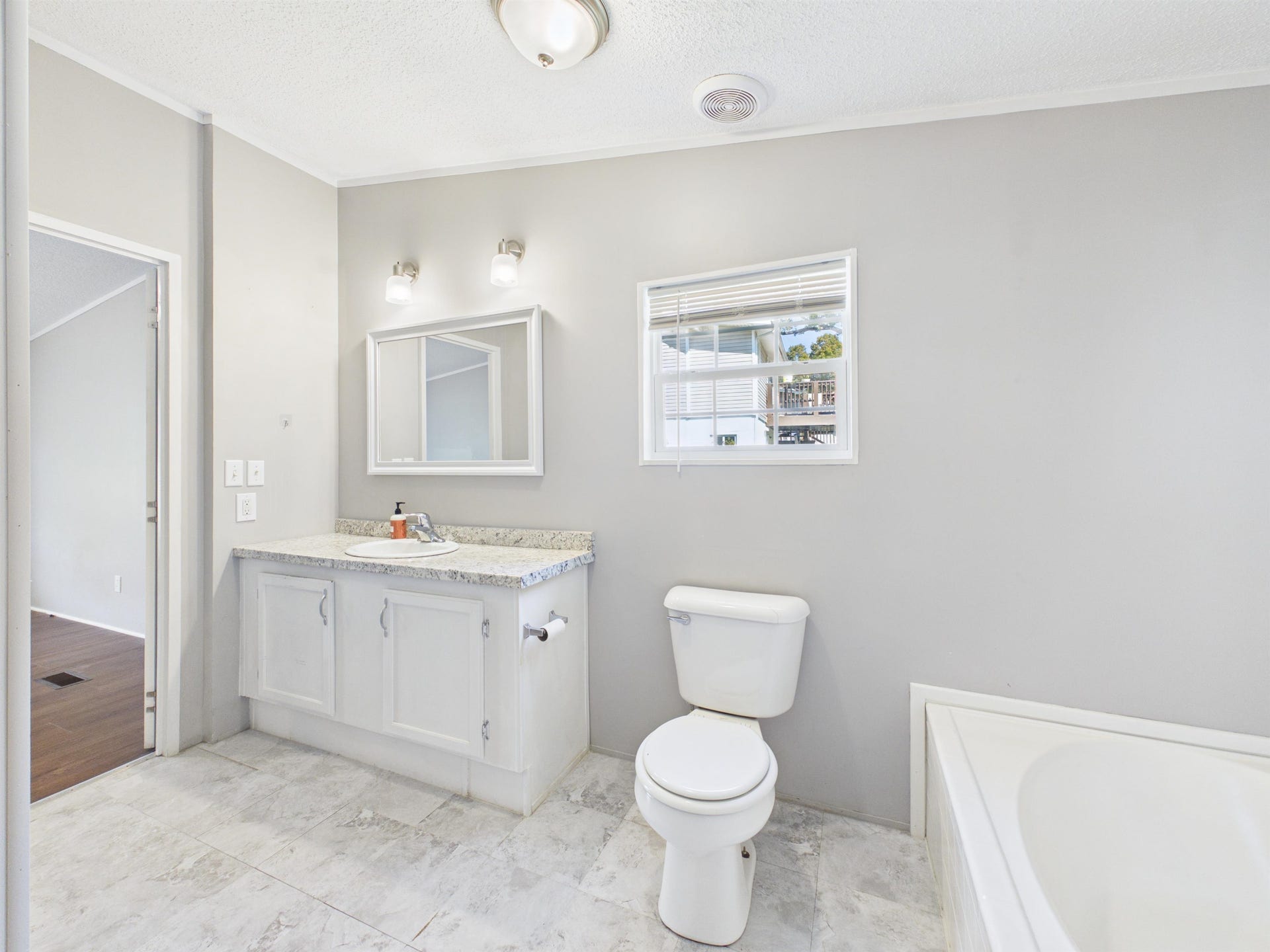 604 Newbern Road, Pulaski, VA 24301