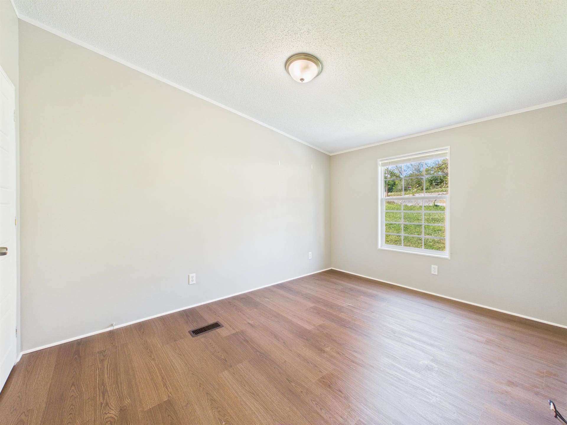 604 Newbern Road, Pulaski, VA 24301